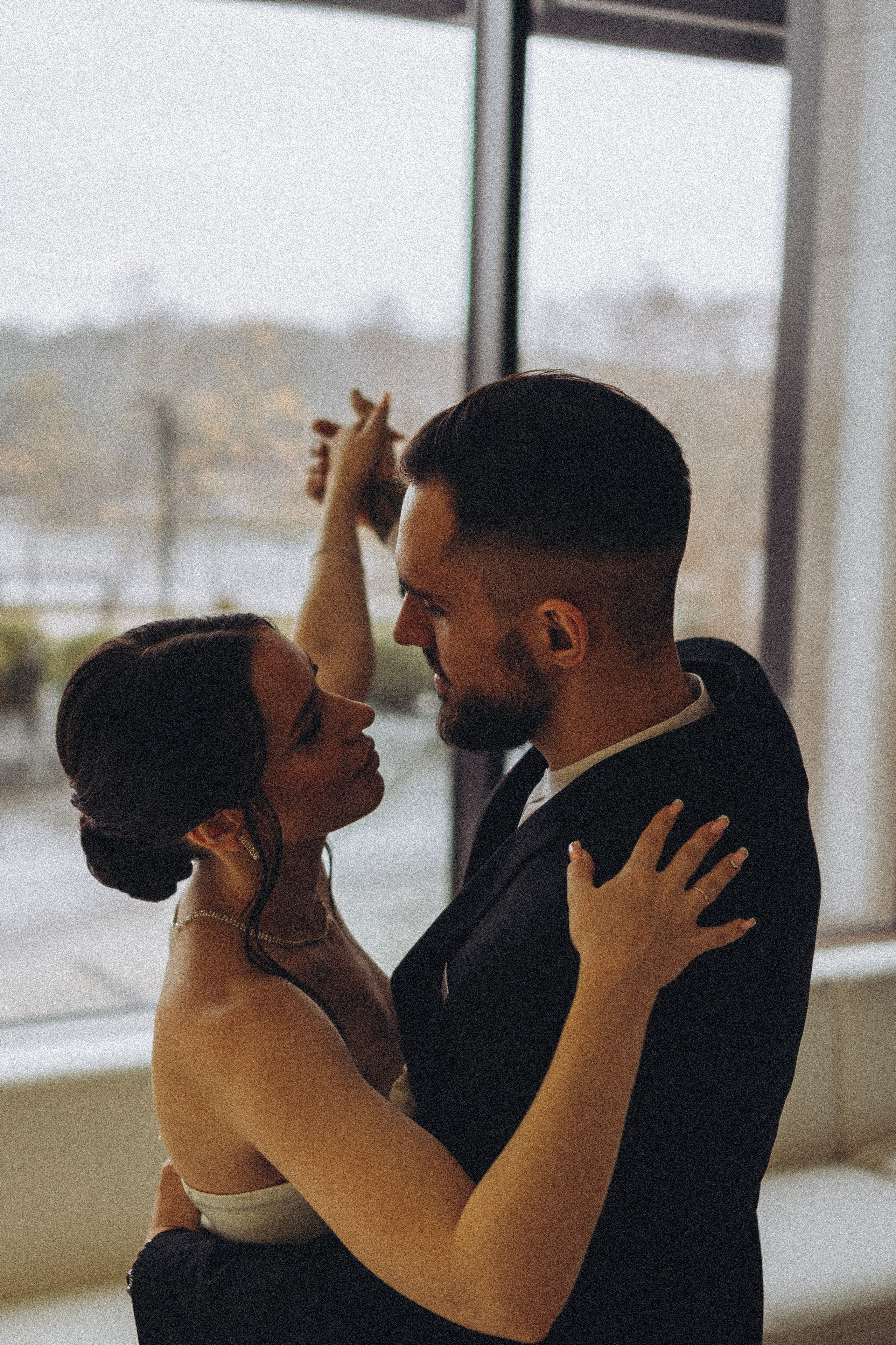 СВАДЕБНАЯ СЬЕМКА СБОРОВ ЖЕНИХА И НЕВЕСТЫ В ОТЕЛЕ И ТАКЖЕ ФОТОСЕССИИЯ В ОТЕЛЕЕ МЕГАПОЛИС БРЯНСК. Профессиональный фотограф, Санкт-Петербург — Виктория Богомолова