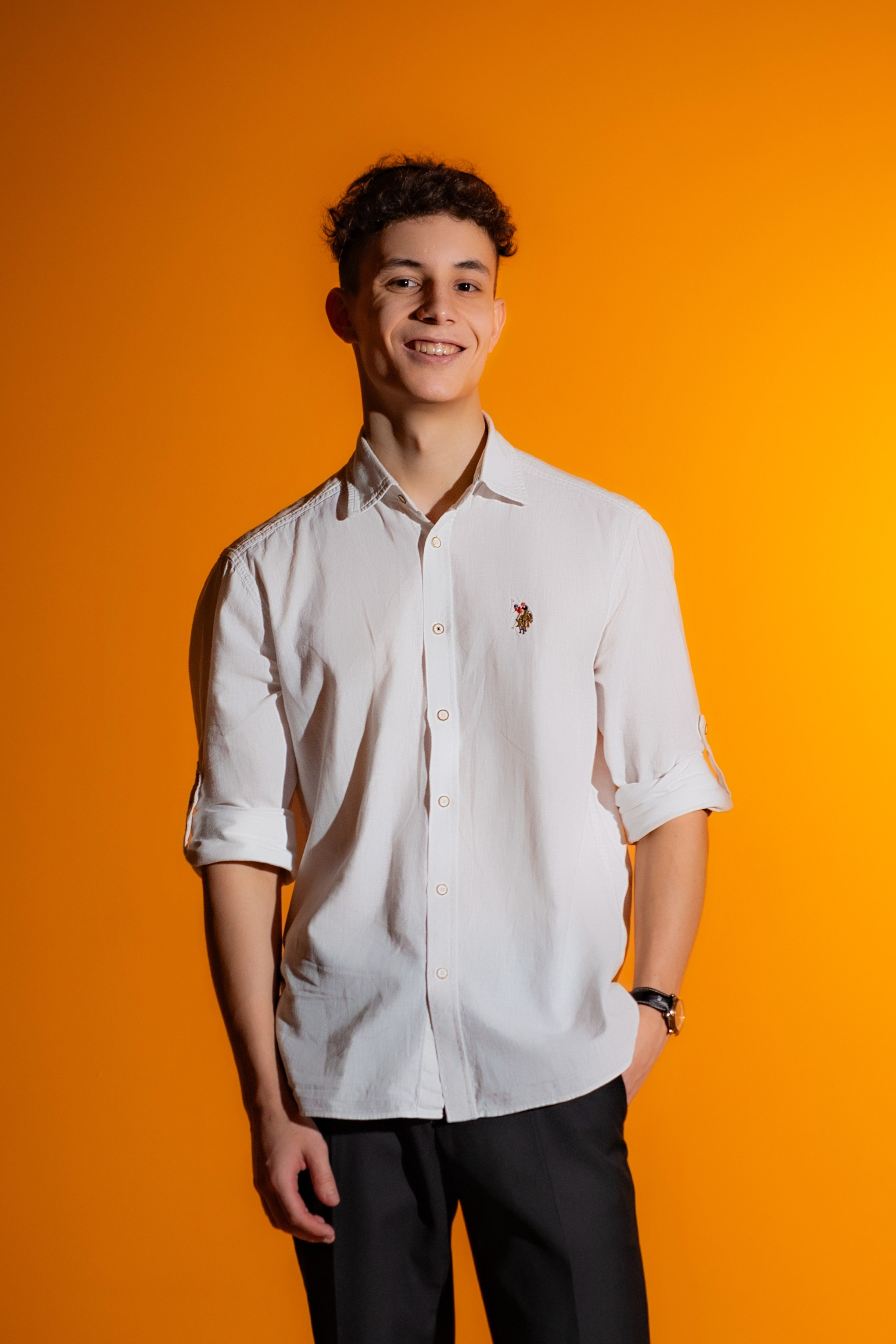 ЦВЕТНОЙ СВЕТ (однотонный). Фото, видео, авторские выпускные альбомы в Нижнем Новгороде