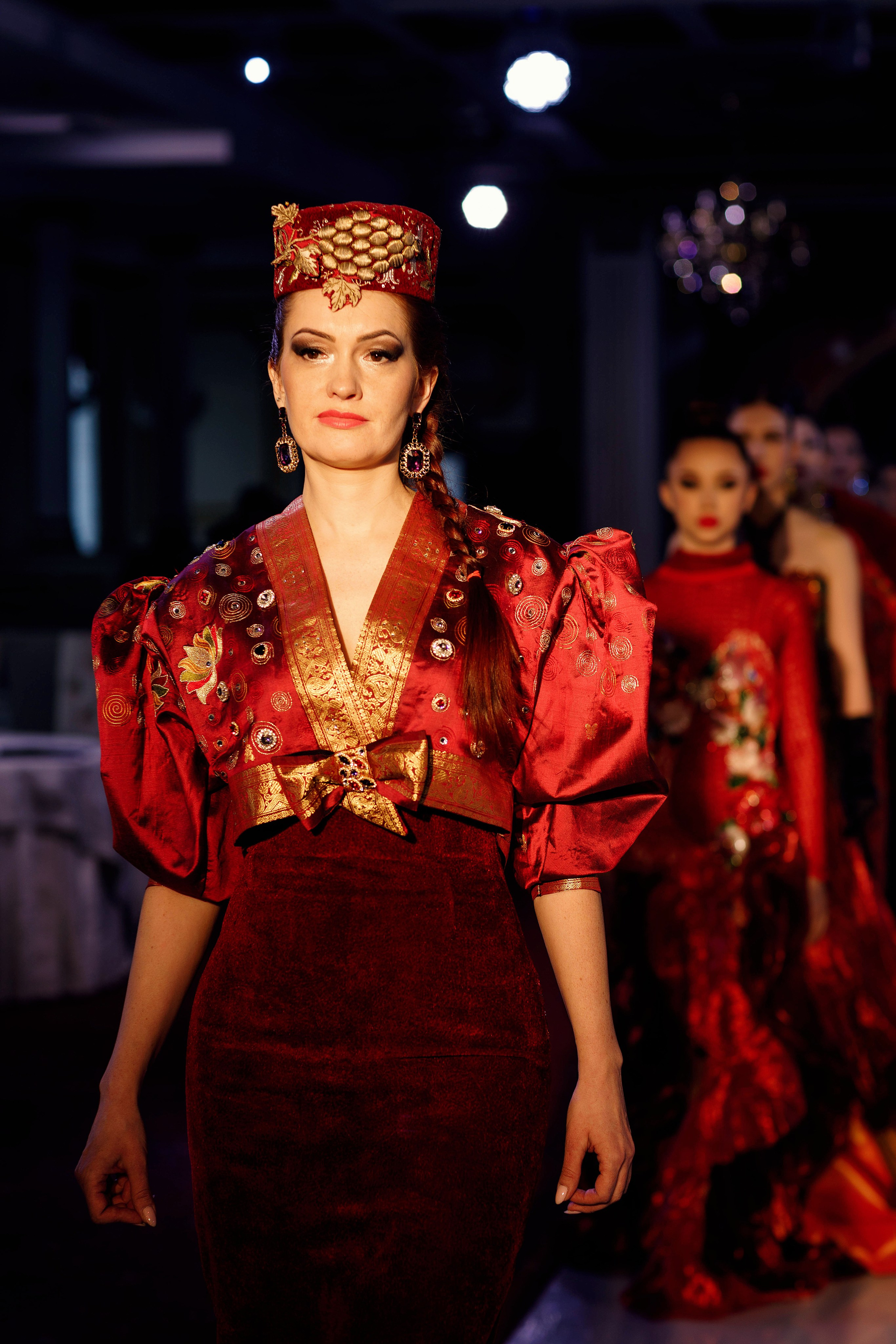 Показ коллекции Игоря Дадиани — 2023.04.01. Портретный и репортажный фотограф в Чебоксарах Андриян Чаркин