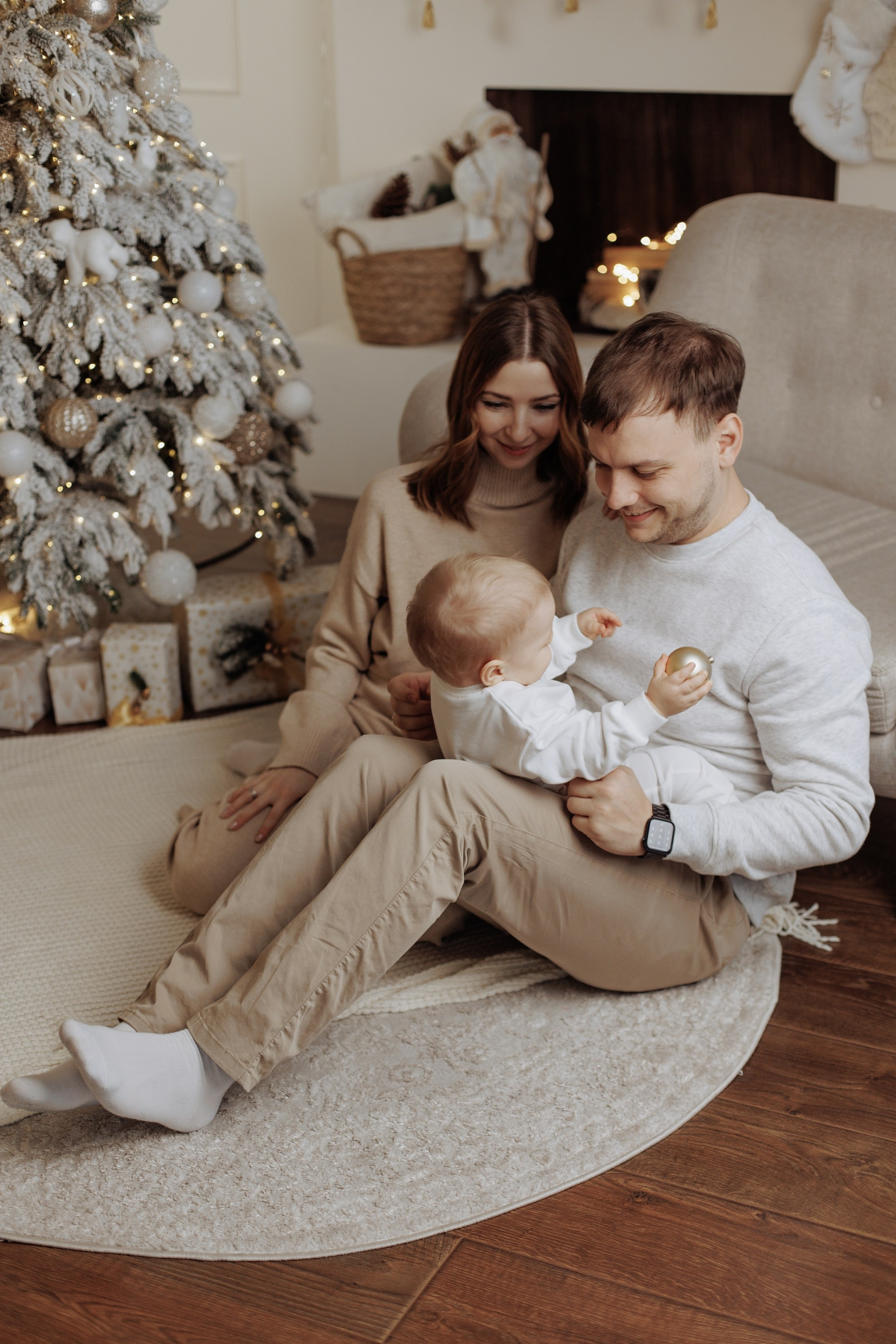 Семейная фотосессия «студия». Свадебный фотограф