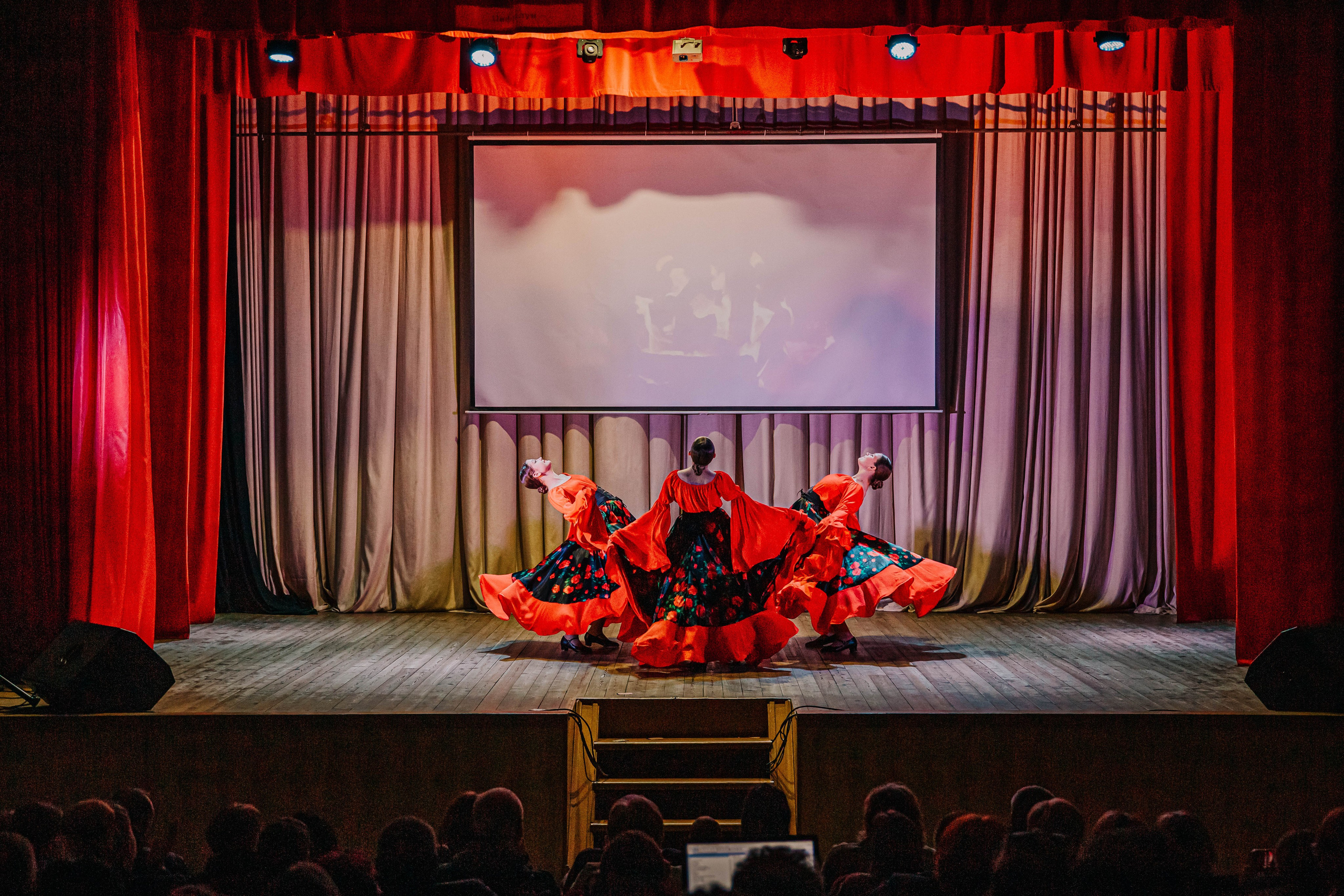 Отчетный концерт хореографического коллектива Пульс!. Фотограф Дарья Маташкова