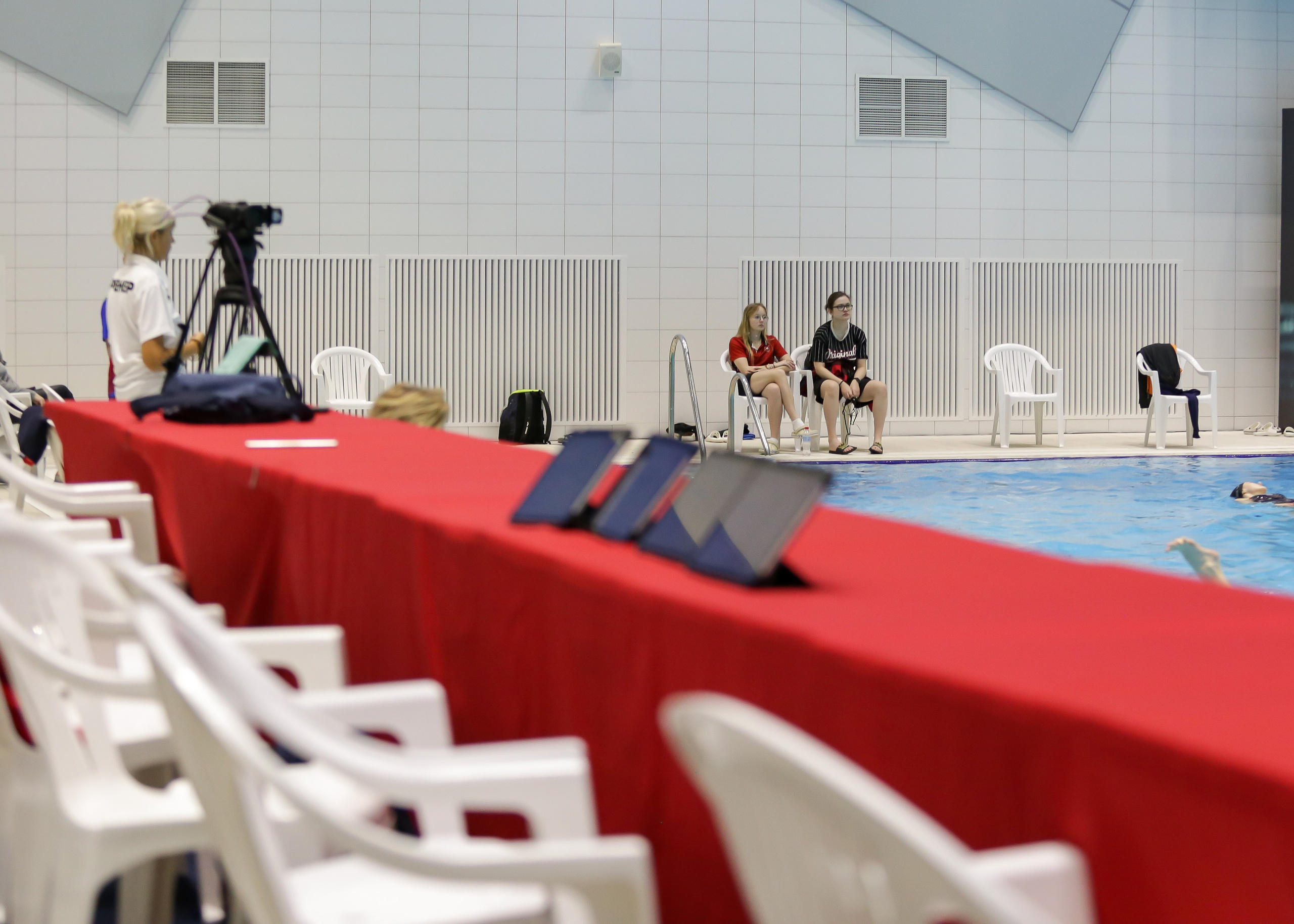 Тренировка перед соревнованиями по синхронному плаванию. Репортажный фотограф в Москве