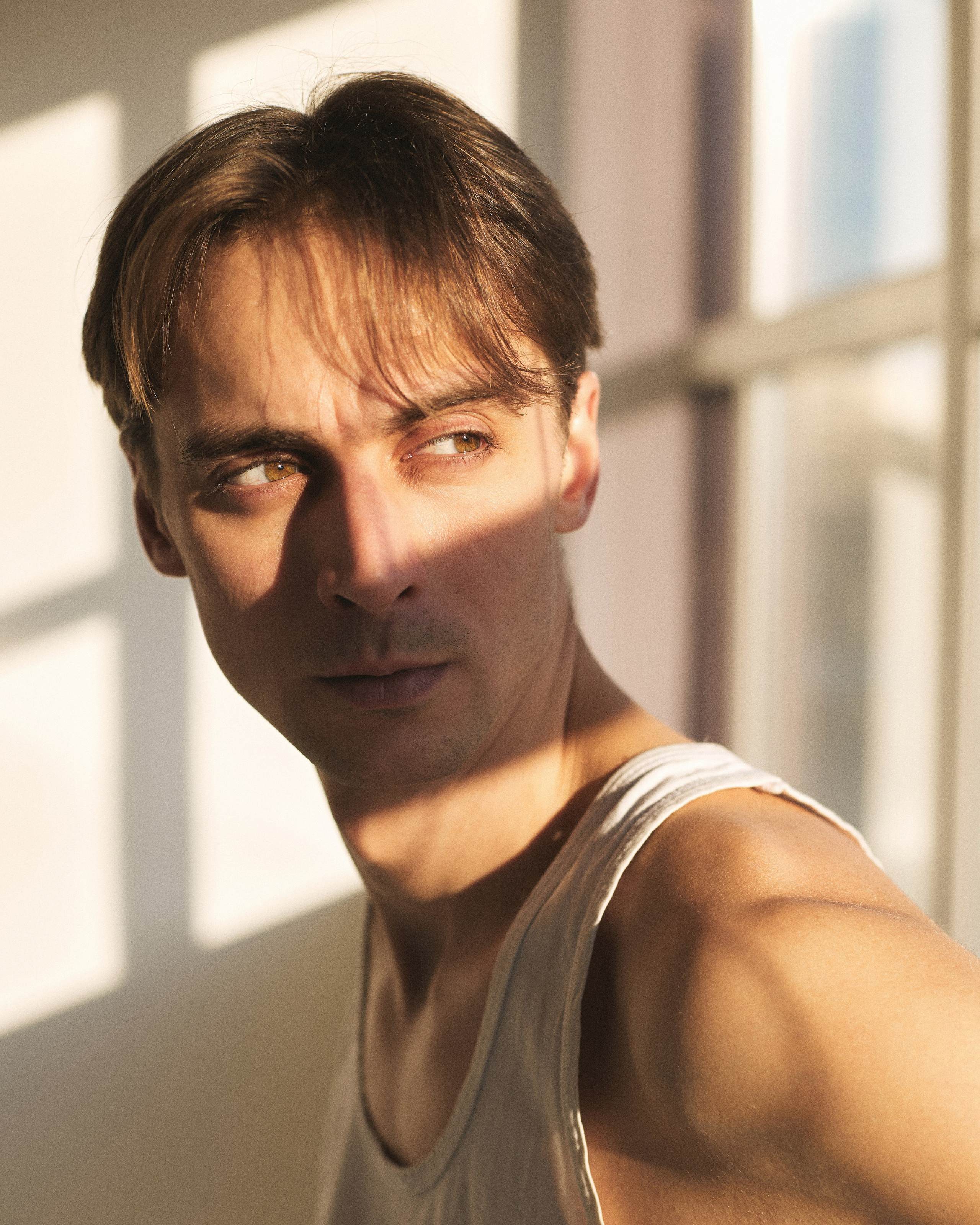 Владислав Мелихов — актёр театра Коляда | Актерское портфолио. Юрина Полина, фотограф из Екатеринбурга