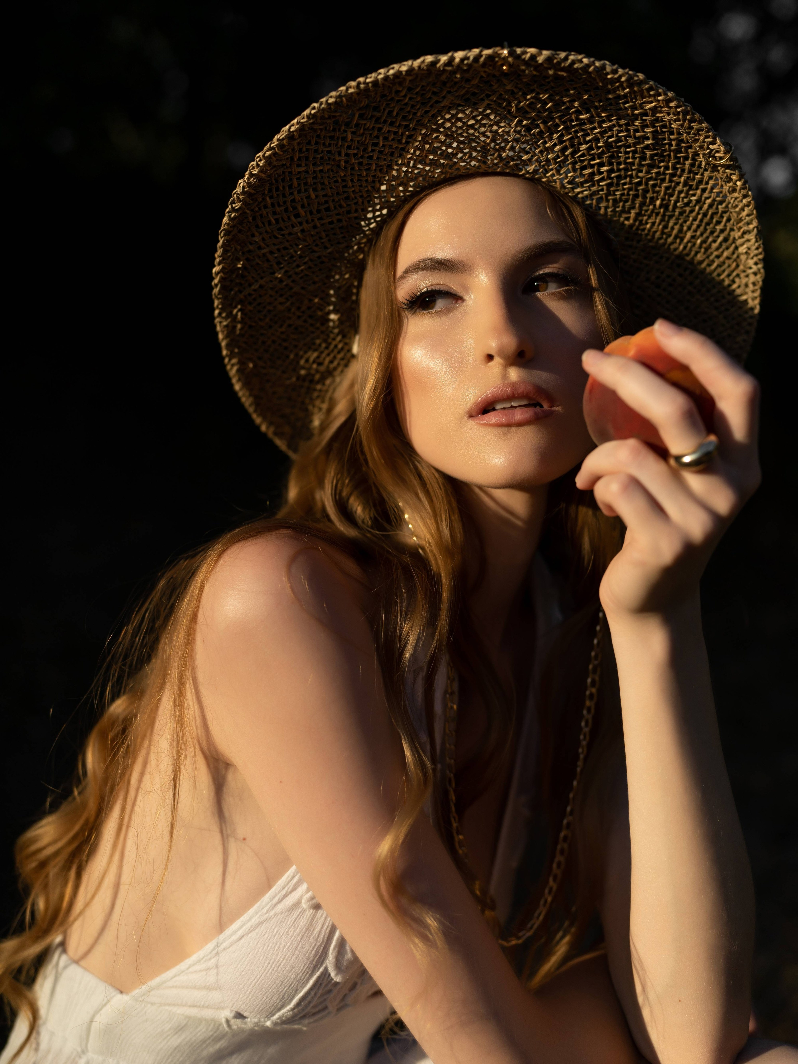 Portrait. Фотограф и видеограф Елена Хмелевская