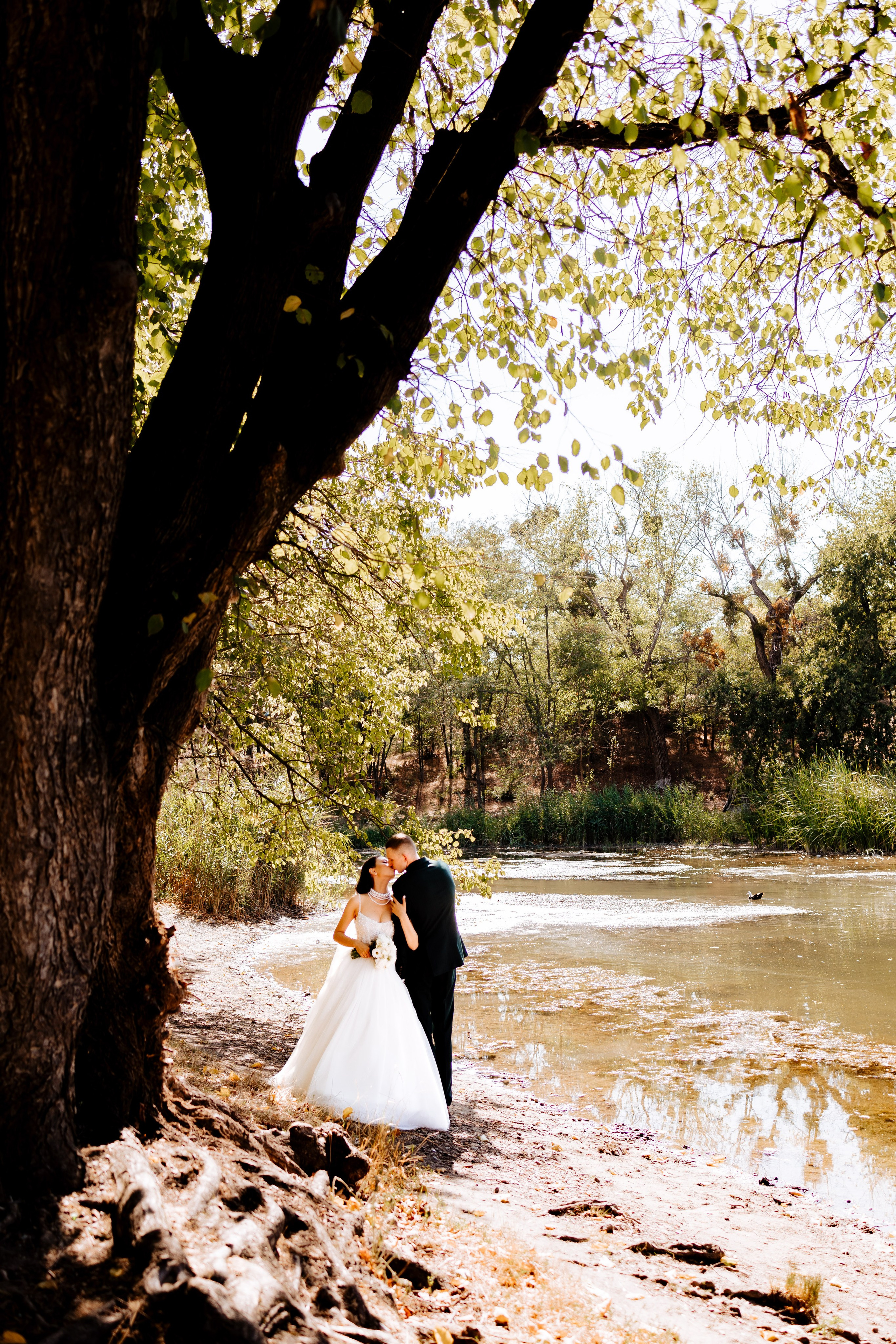 Свадебные съемки. Профессиональный фотограф и видеооператор