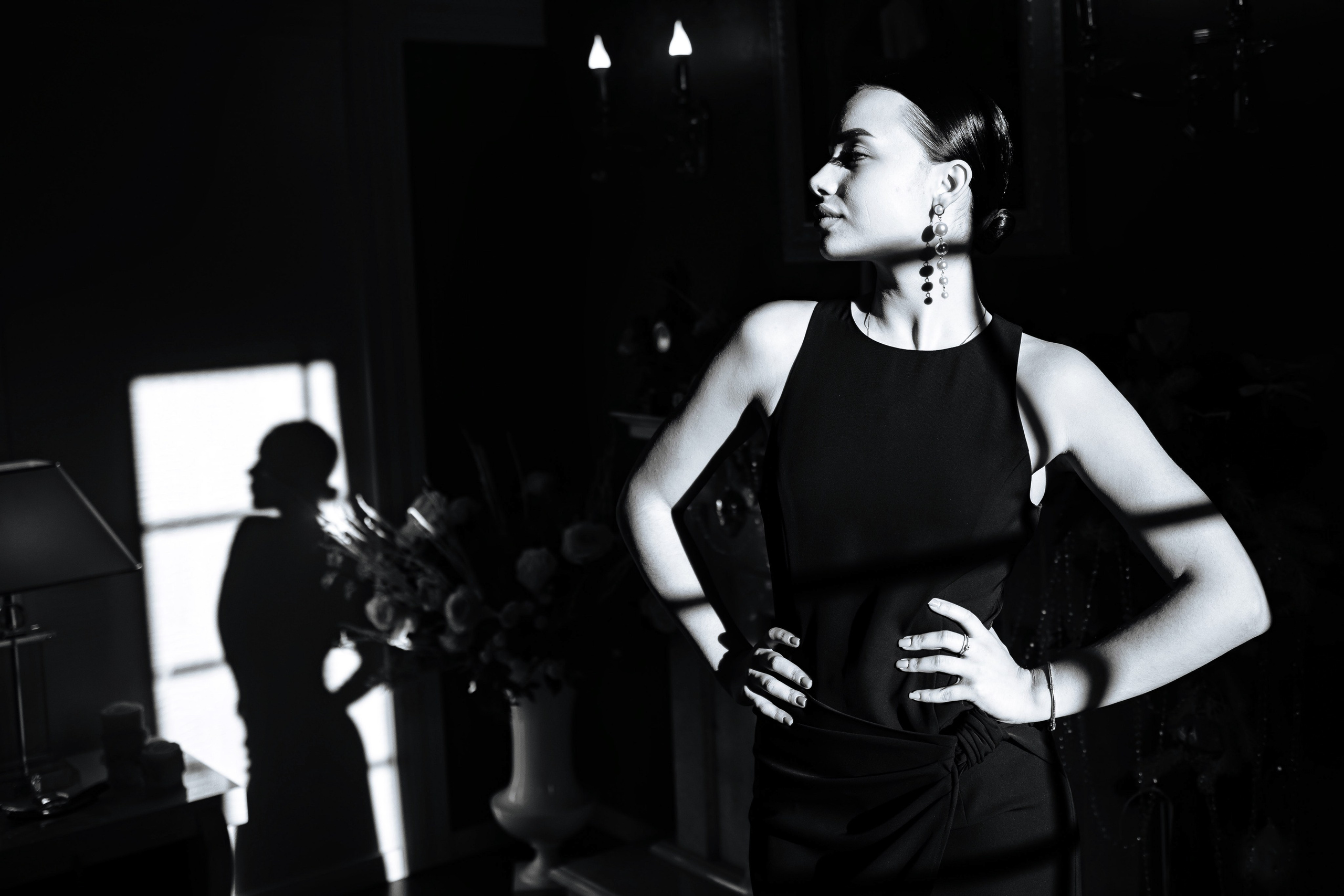 Черное и белое. Профессиональный фотограф и видеооператор