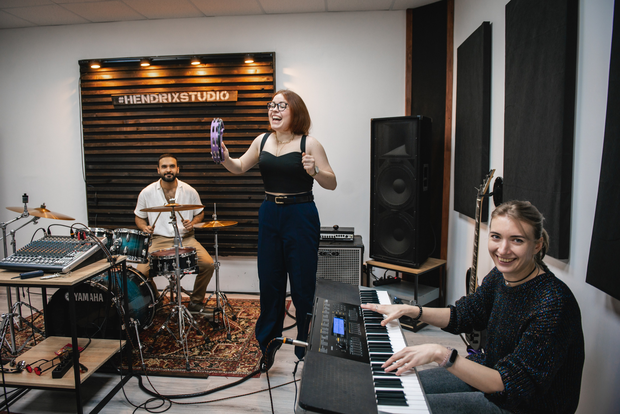 День Рождения MUSIC. Фотограф Алёна Липатова. Репортаж. Портрет. Москва