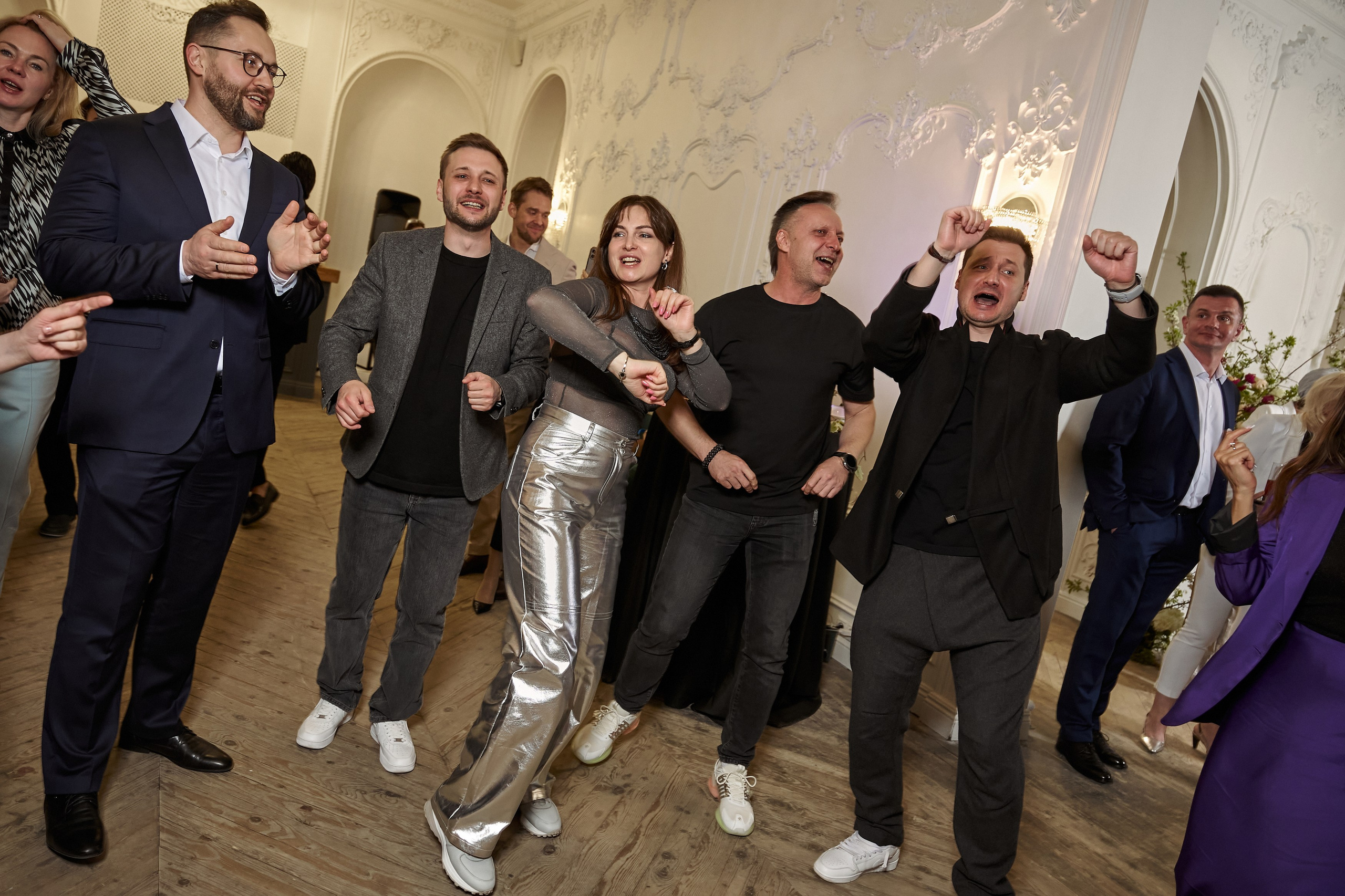 ГАЛА УЖИН. PRO-AGELESS