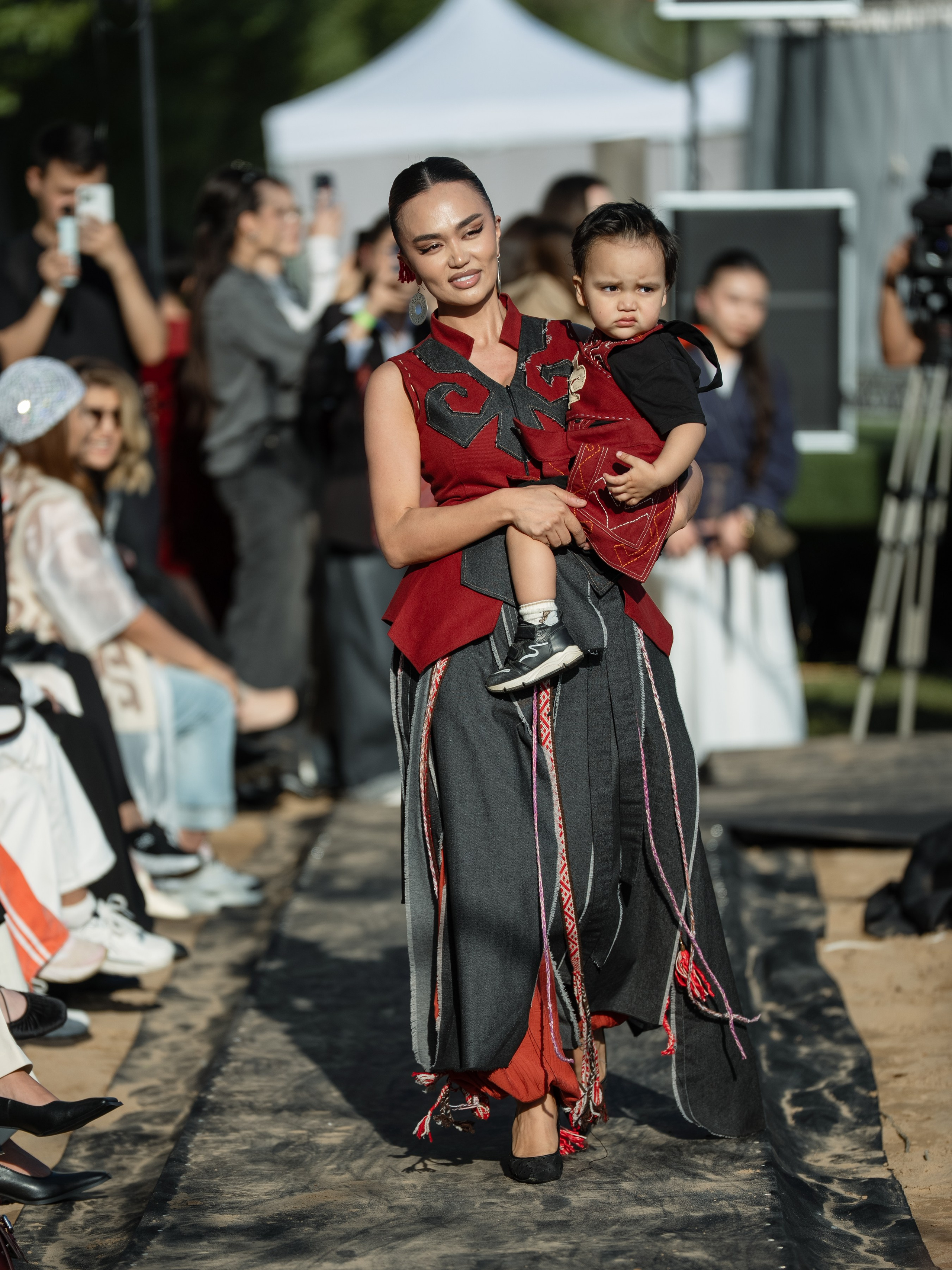 Brand Darideiya. Сайт Алматинского НЮ АРТ, будуар и фэшн фотографа Дениса Карпенко