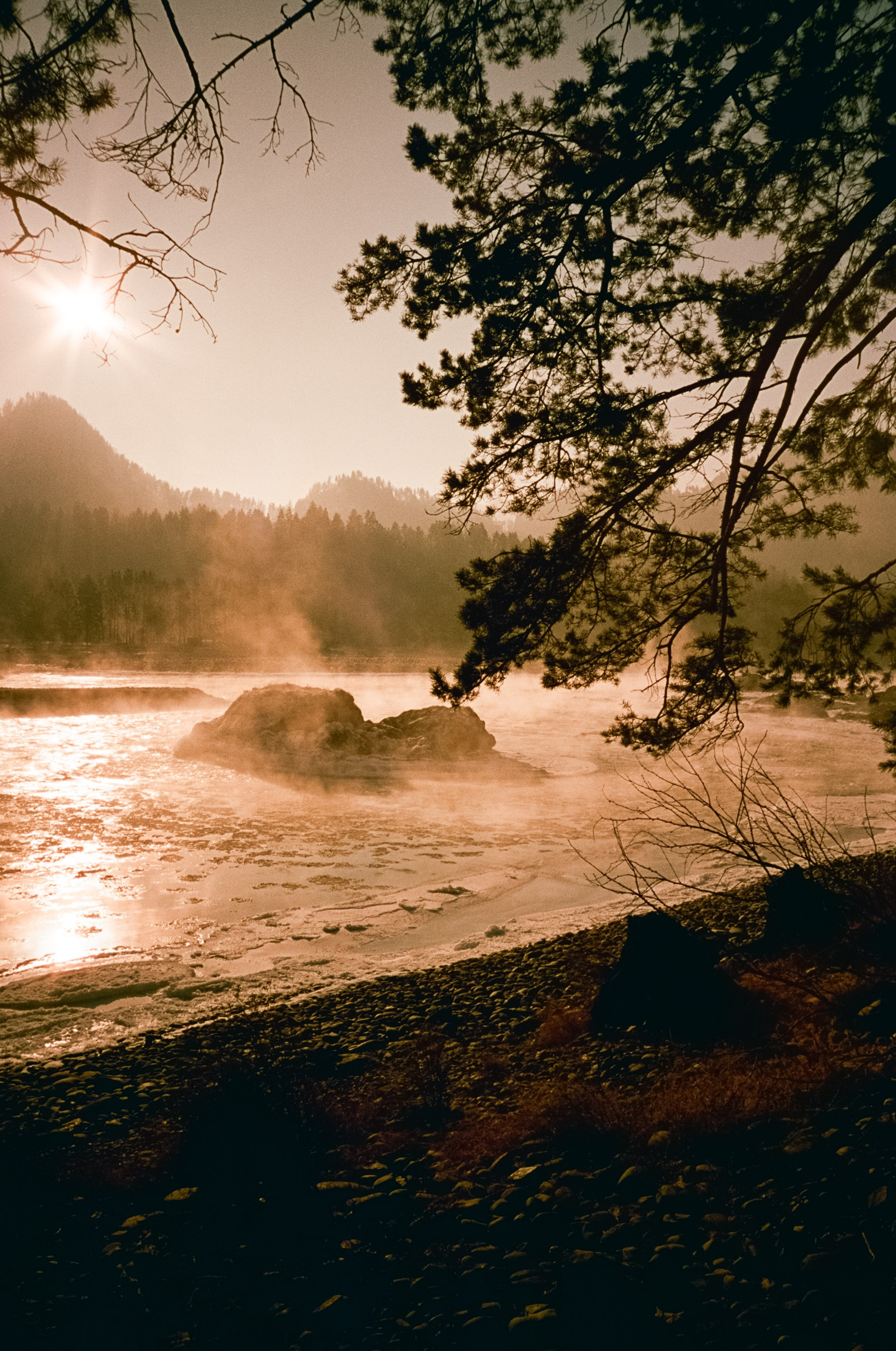 Острова на Катуни и торосы в сильный мороз. Базы Берель и Турсиб. Фотограф-документалист Мария Осокина