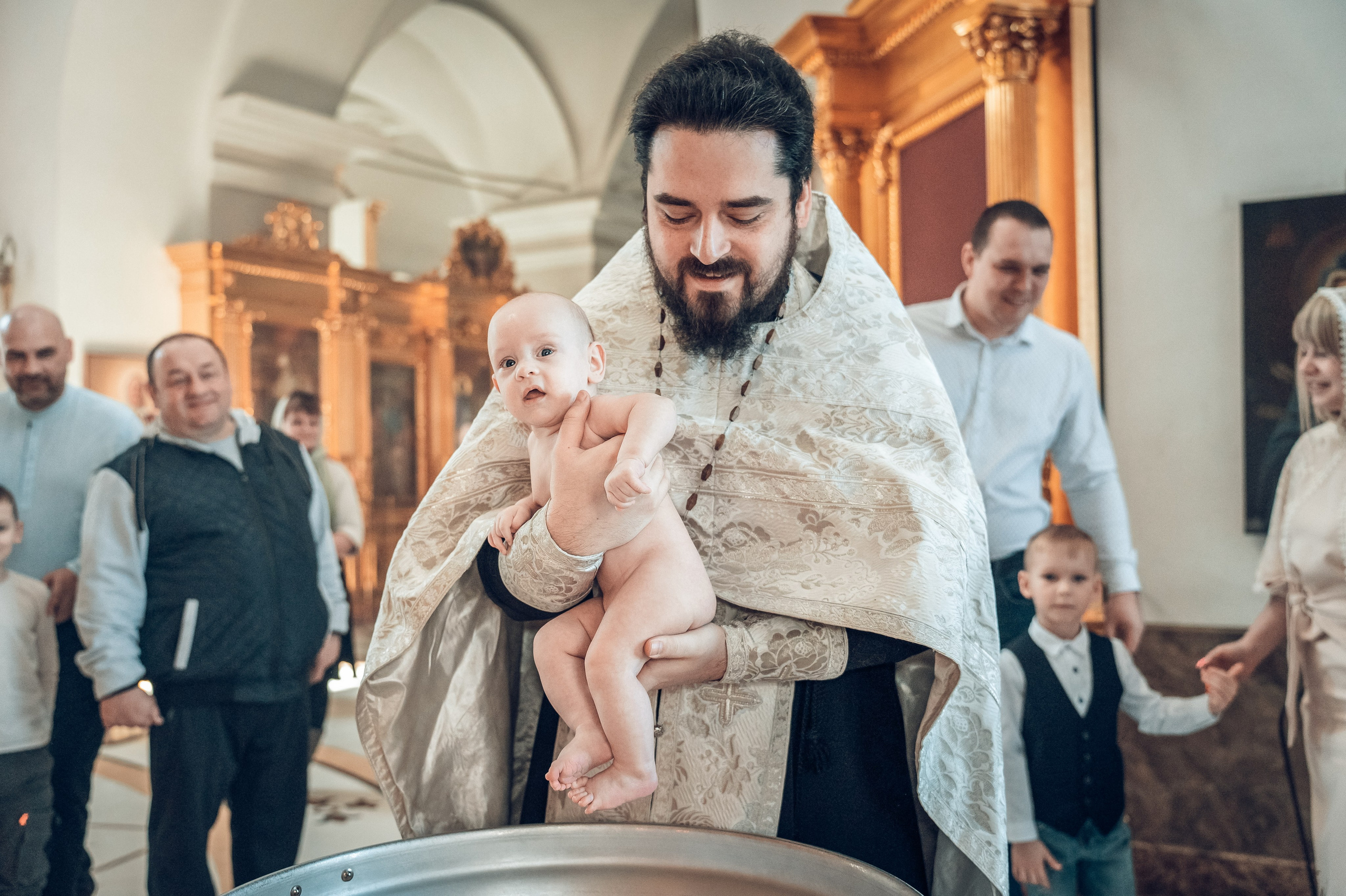 Крещение Ксении в храме Петра и Павла. Фотограф на Крещение Тула и Венчание в Туле, детский и семейный фотограф