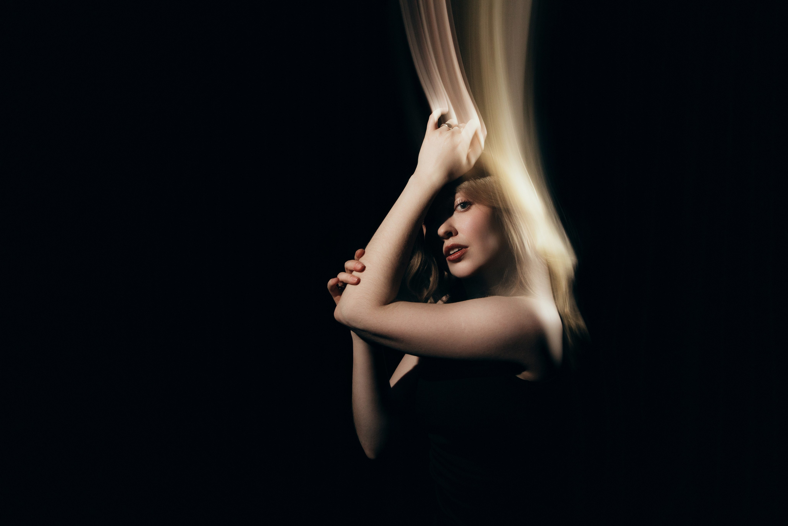 Проект для Свободного театра современного танца. Фотограф Татьяна Жбанова