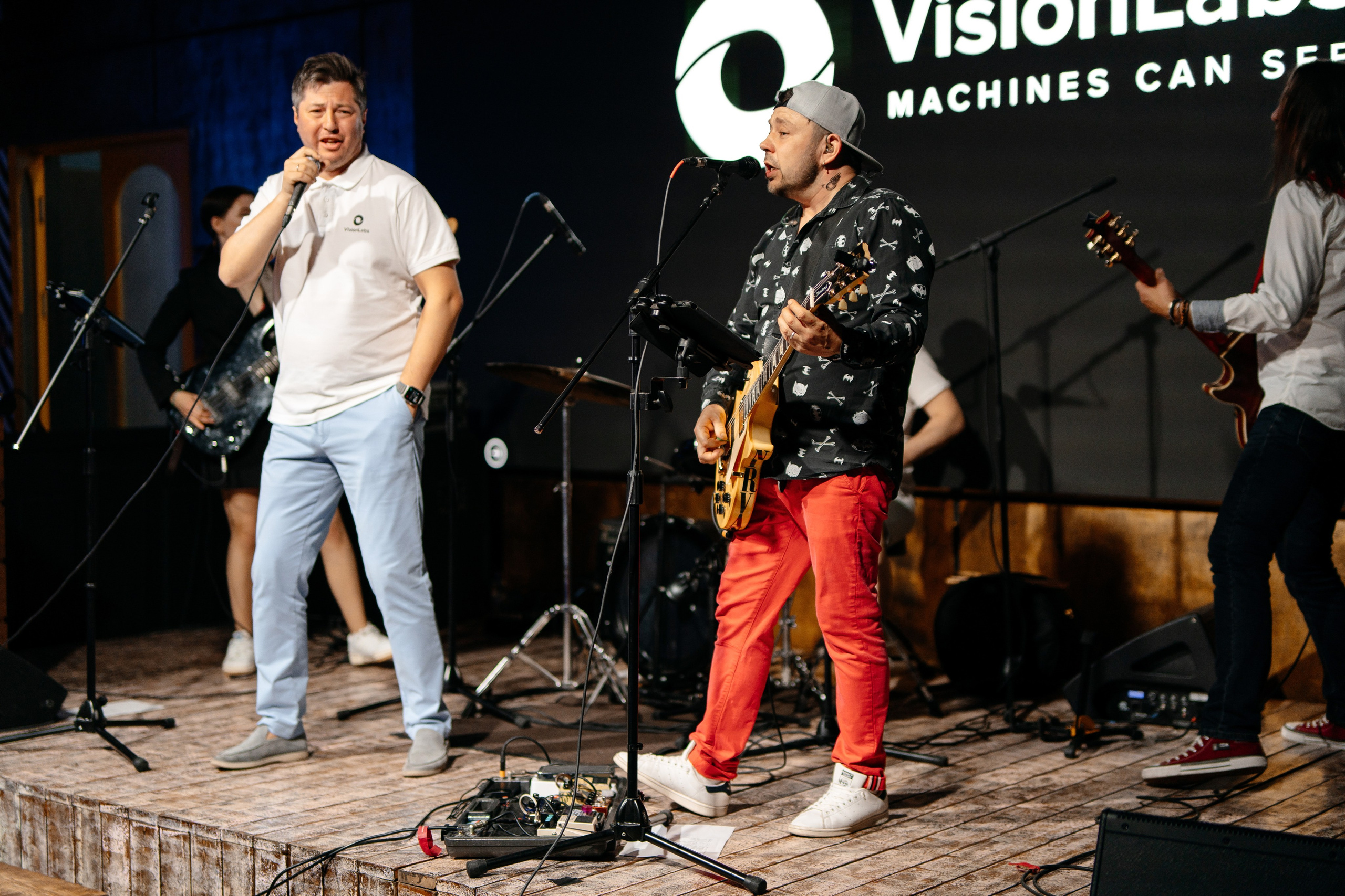 ДР Вижнлабс. Свадебный и репортажный фотограф в Москве Андрей Вайман