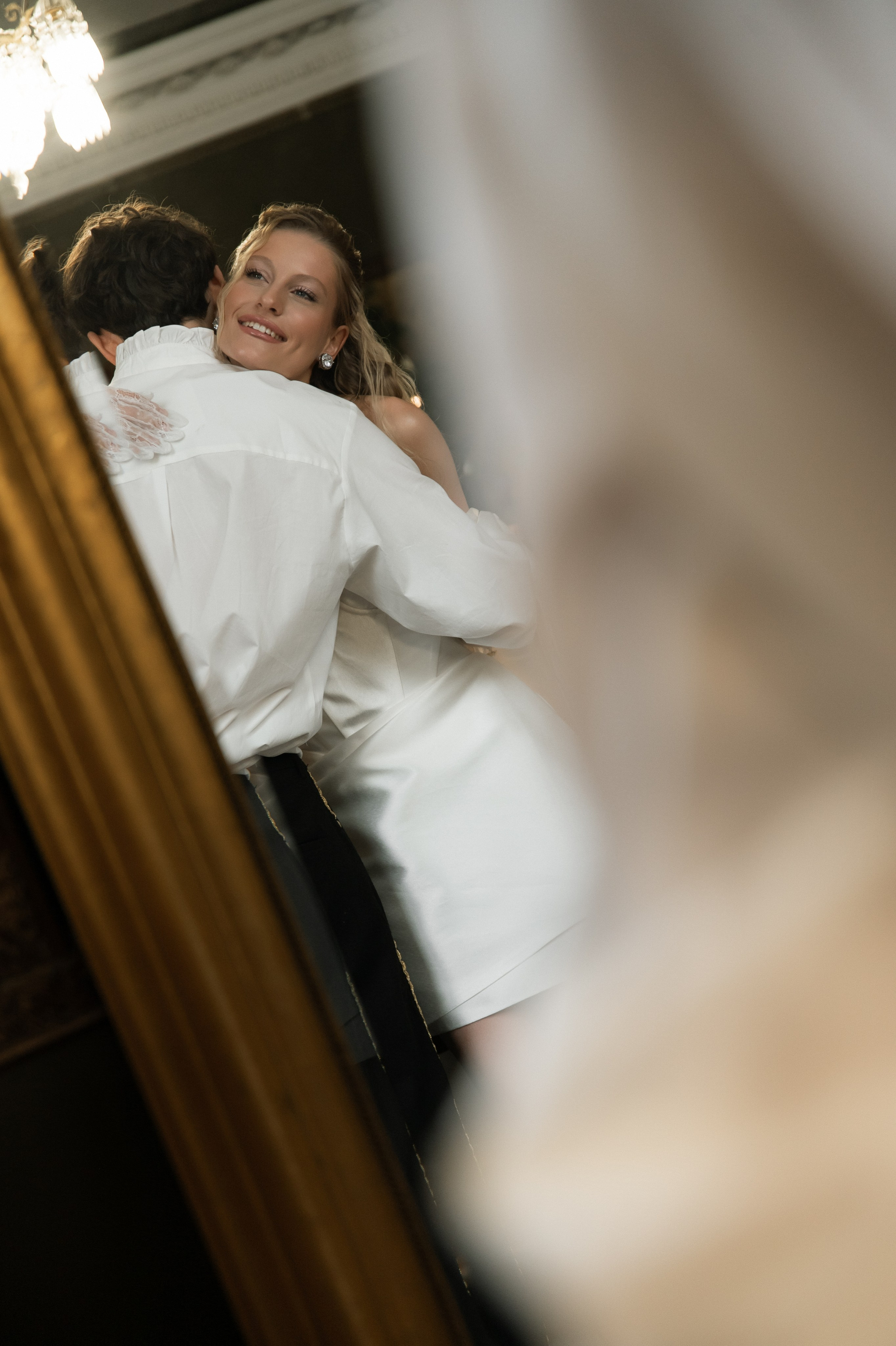 Свадебная съемка в исторической квартире на Чистых прудах. Ярослава Ерина — свадебный фотограф в Москве