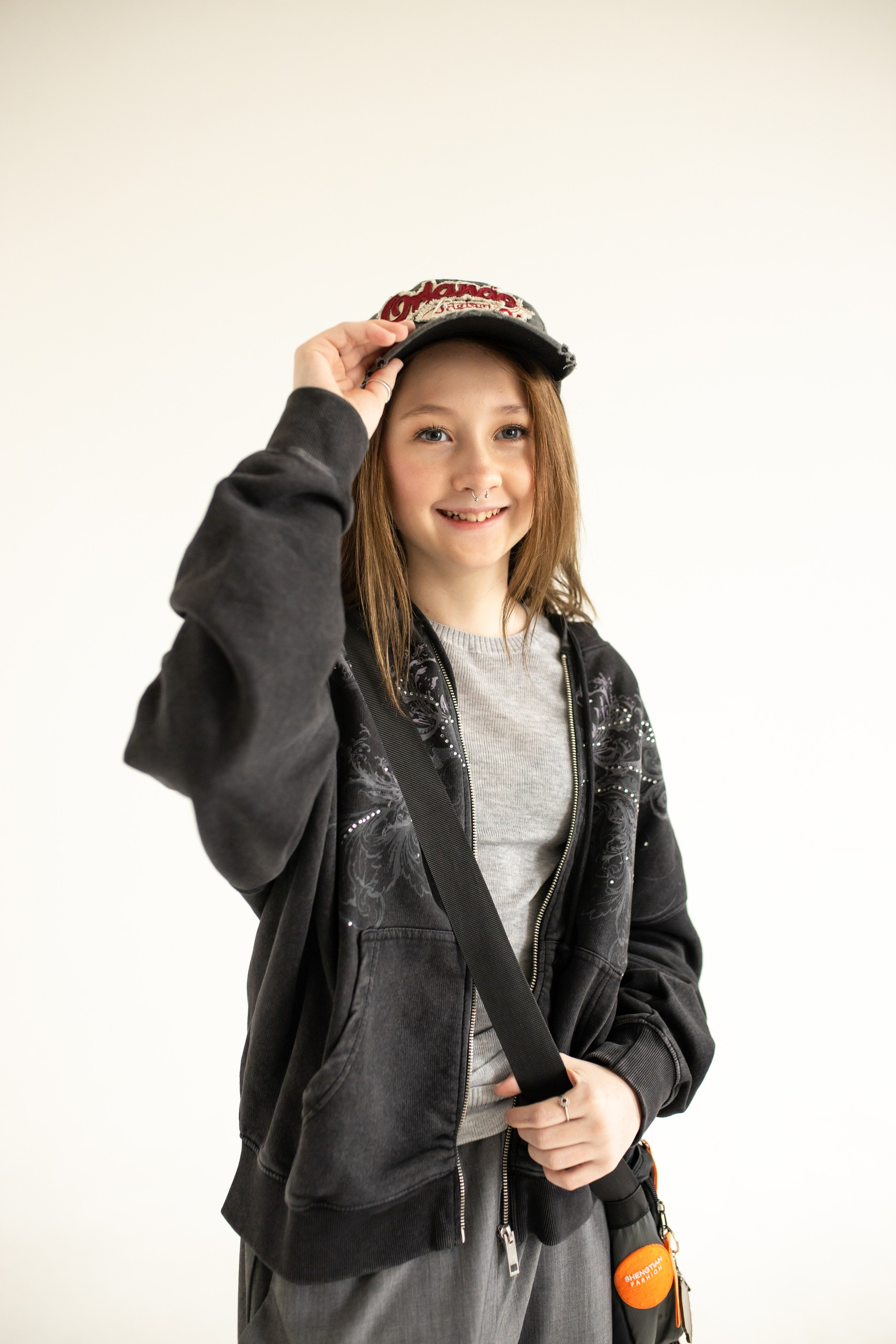 Семейная фотосессия на циклораме с естественным светом. Фотограф в Железнодорожном и Балашихе