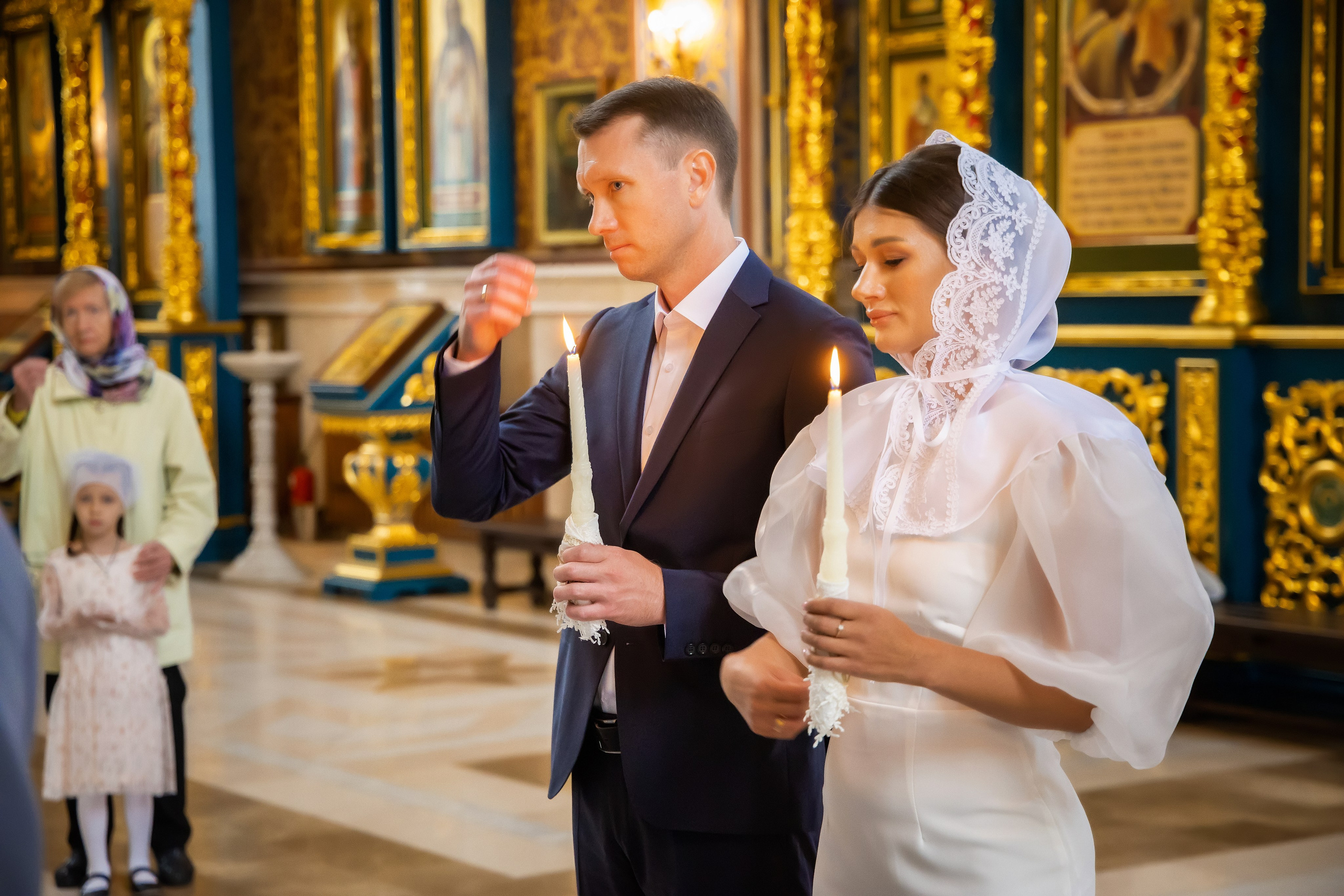 В Храме. Семейный и Свадебный фотограф в Астане Александр Астапов