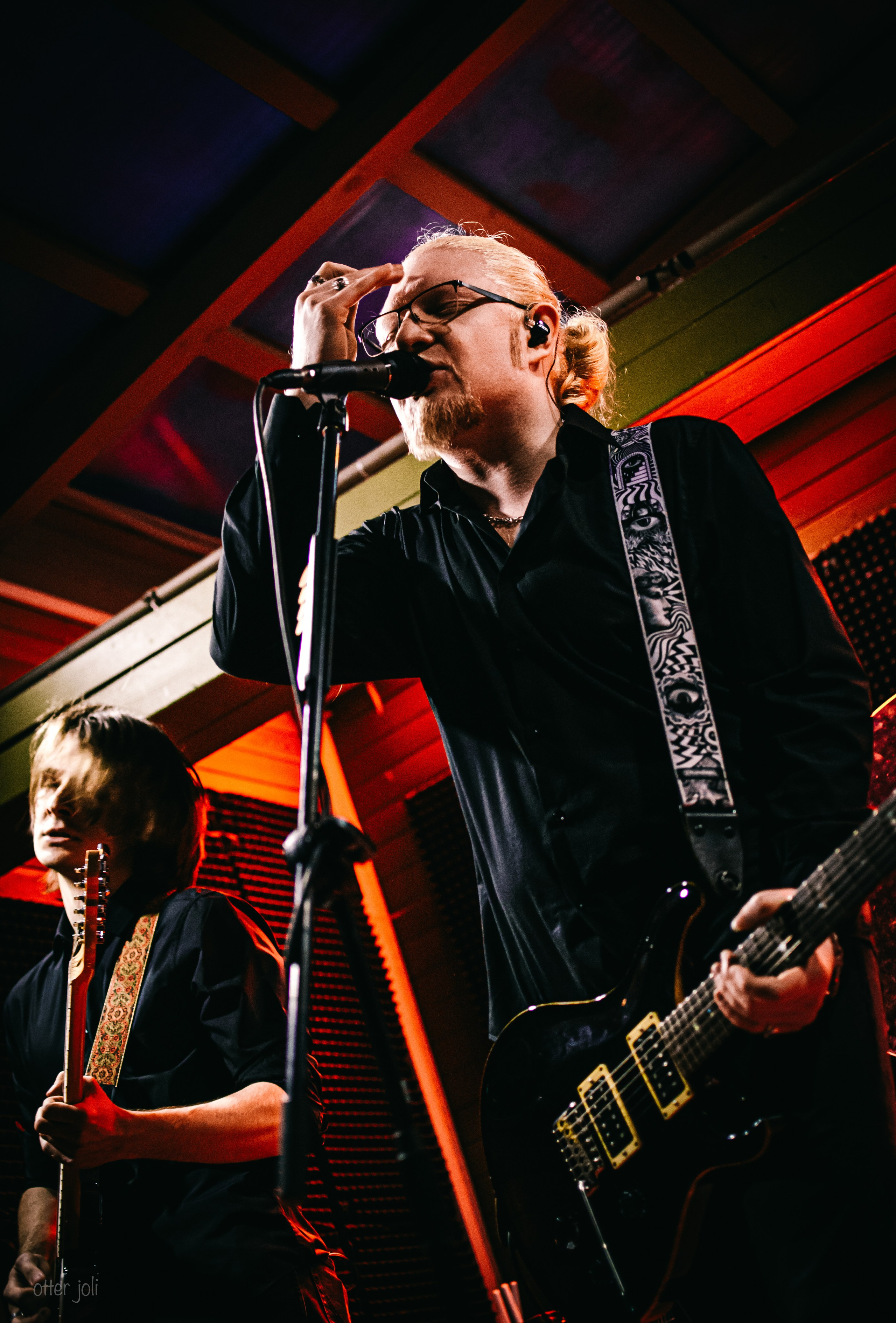 Голова Муэссы | Китайский лётчик Джао Да. Концертный репортёр Валерия Сафина