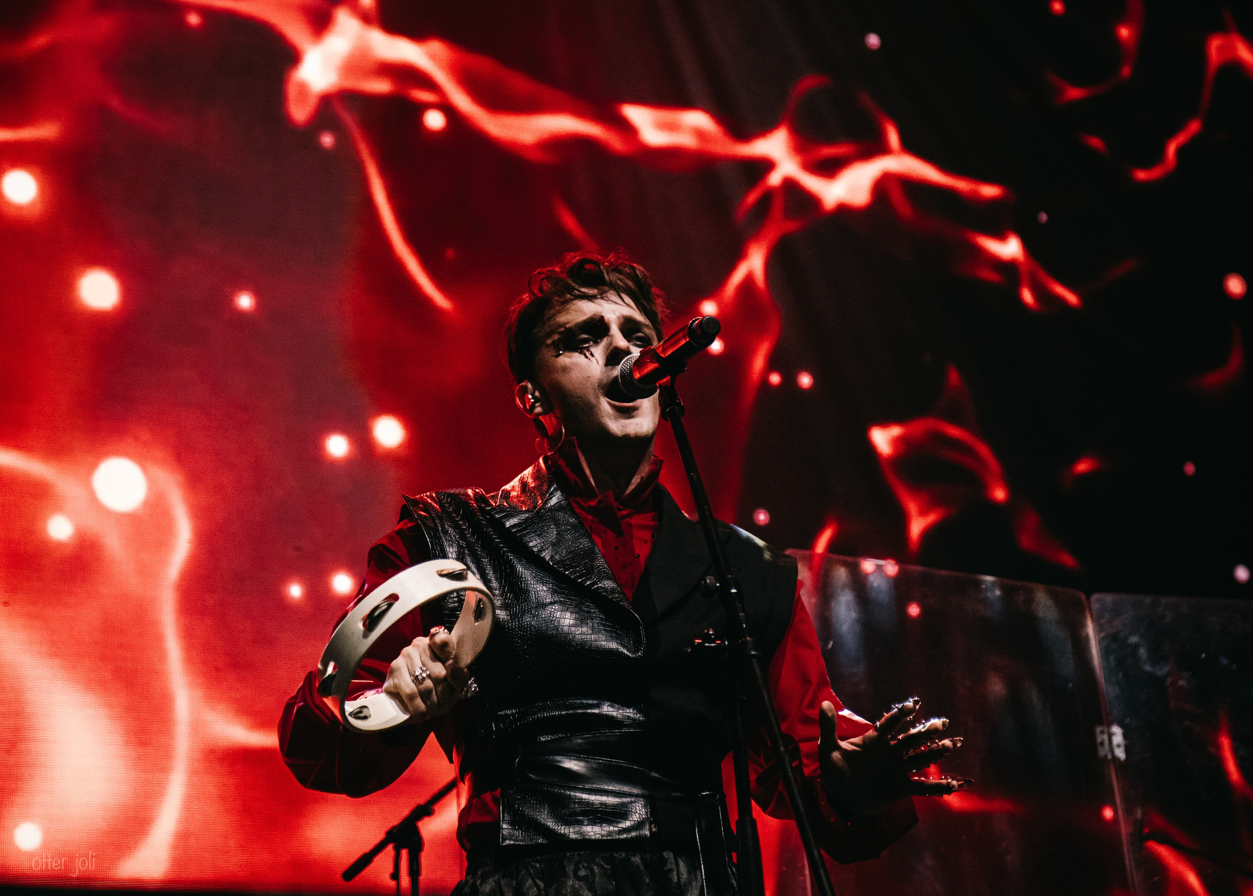 Geek & Music. Концертный репортёр Валерия Сафина