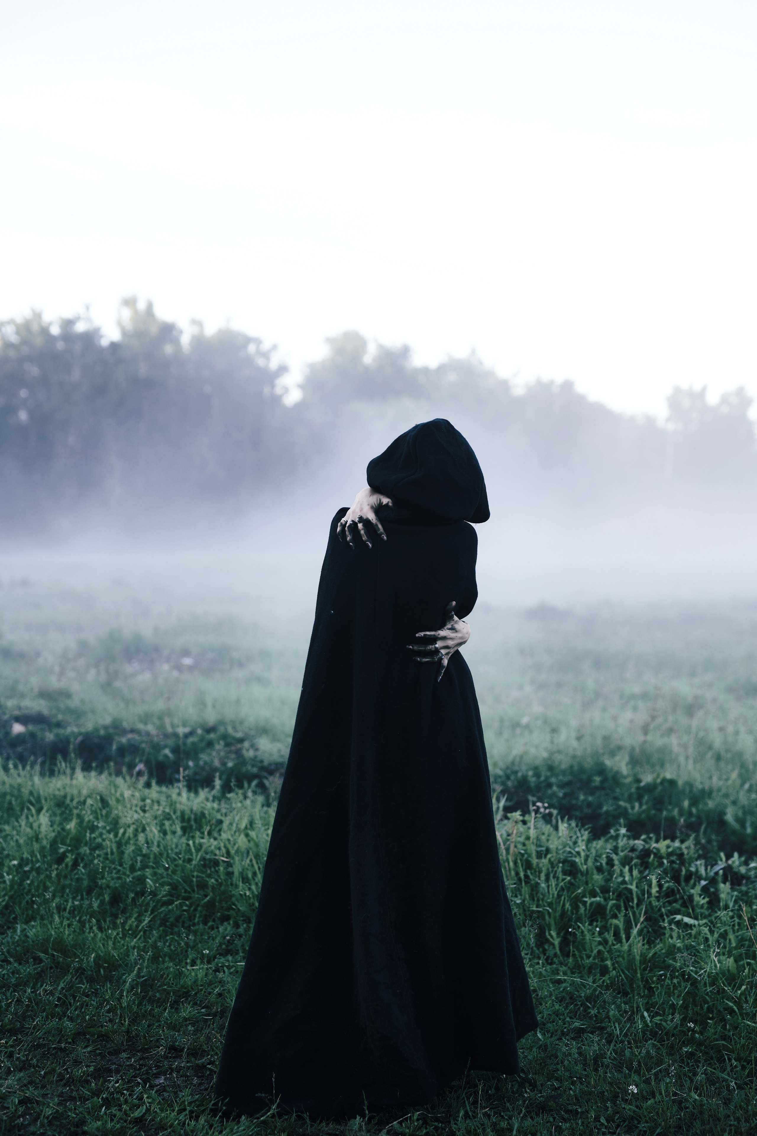 Ведьмы ведьмы и еще раз ведьмы. Александр Сазонов Красноярск