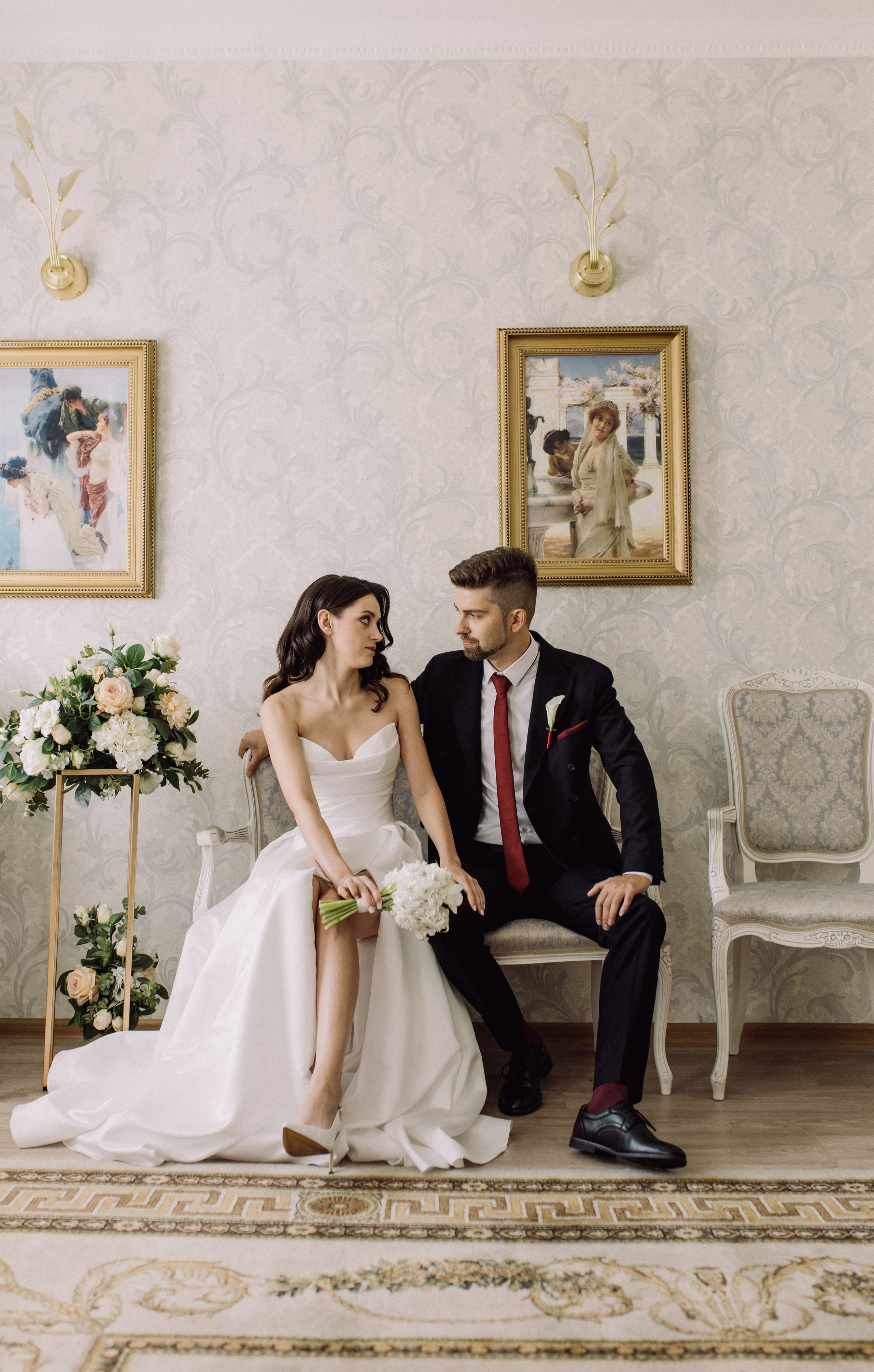 Прогулки во время свадебного банкета. Happiness is in the moments