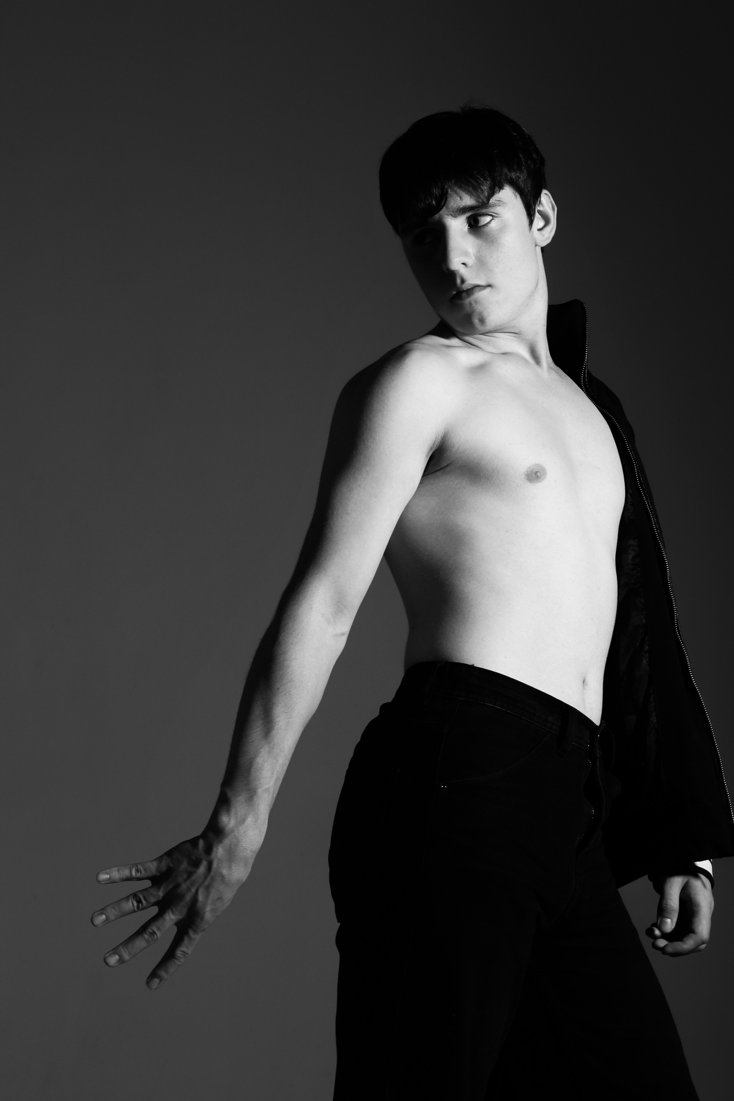 Белое и черное. Алиса Томшина — Фотограф / Видеограф