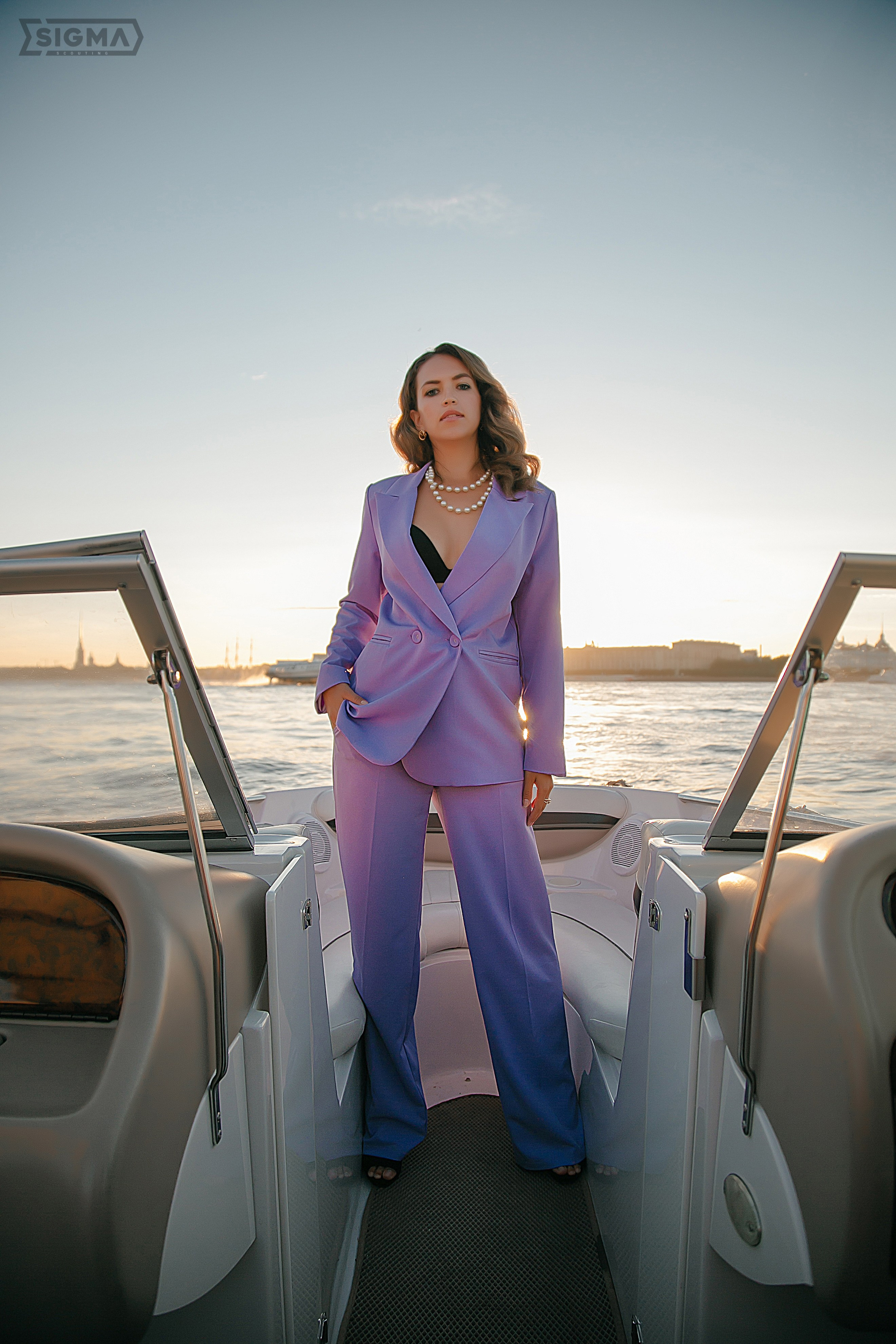 Екатерина, 40-42 р-р, рост 170. KED Production — продакшн из СПб. Создаём фото, видео и контент, который помогает брендам и селлерам продавать больше