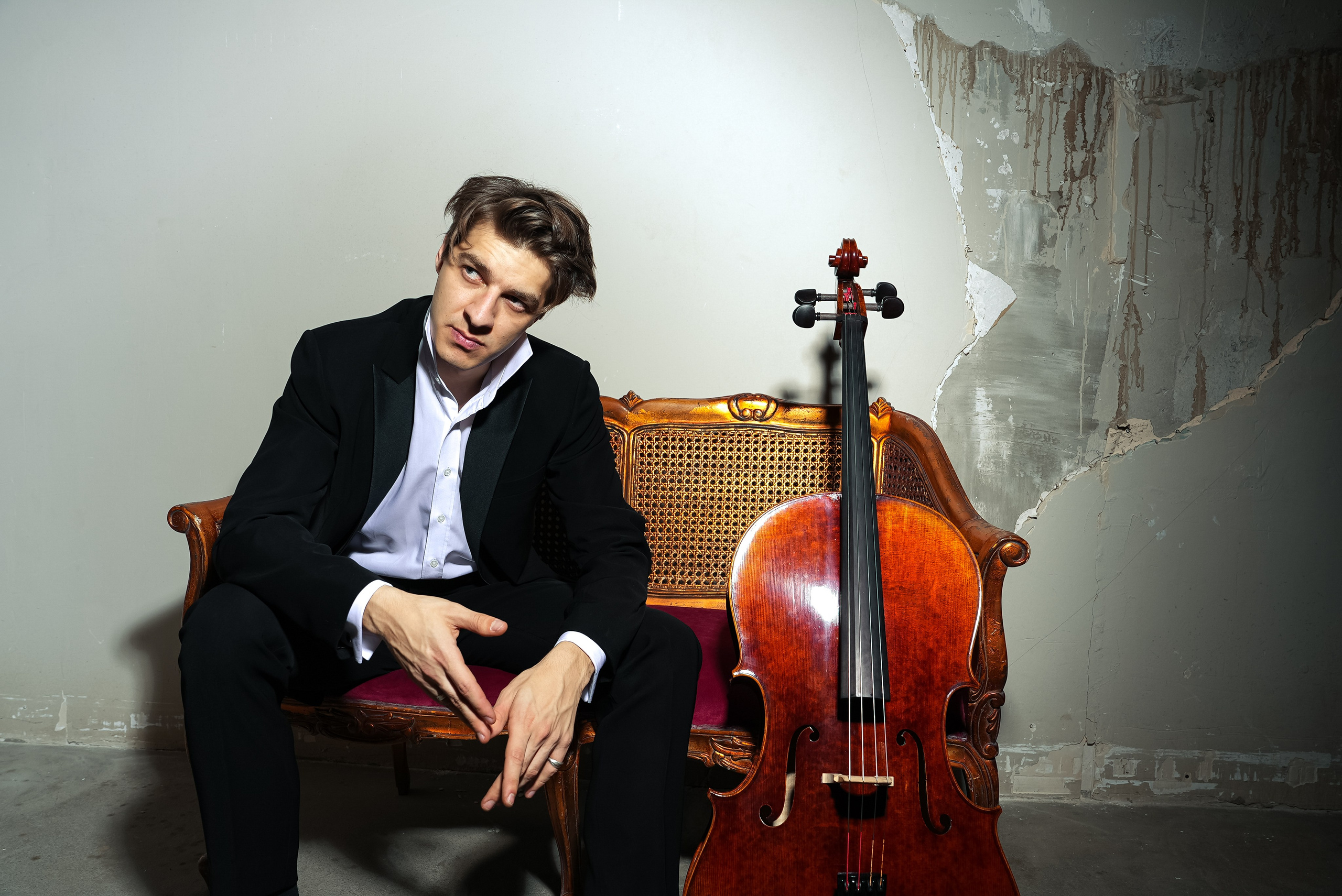 Виолончелист. ОЧЕНЬ ПЛОХОЙ ФОТОГРАФ