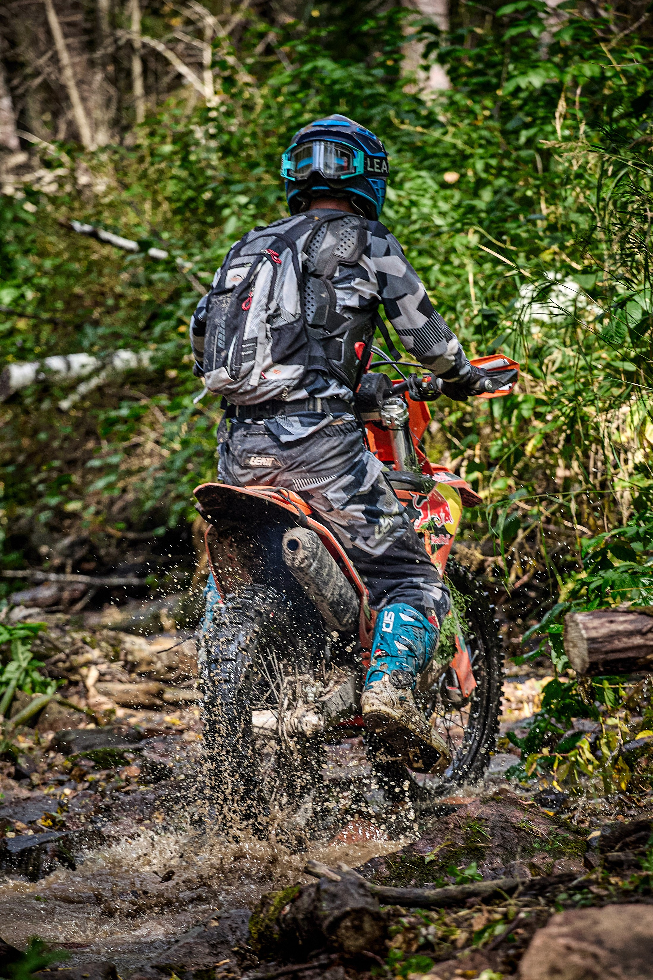 БУРЕЛОМ 2025 чемпионат Сибири по Эндуро. Фотограф Москва Concerts photo / Fashion photо