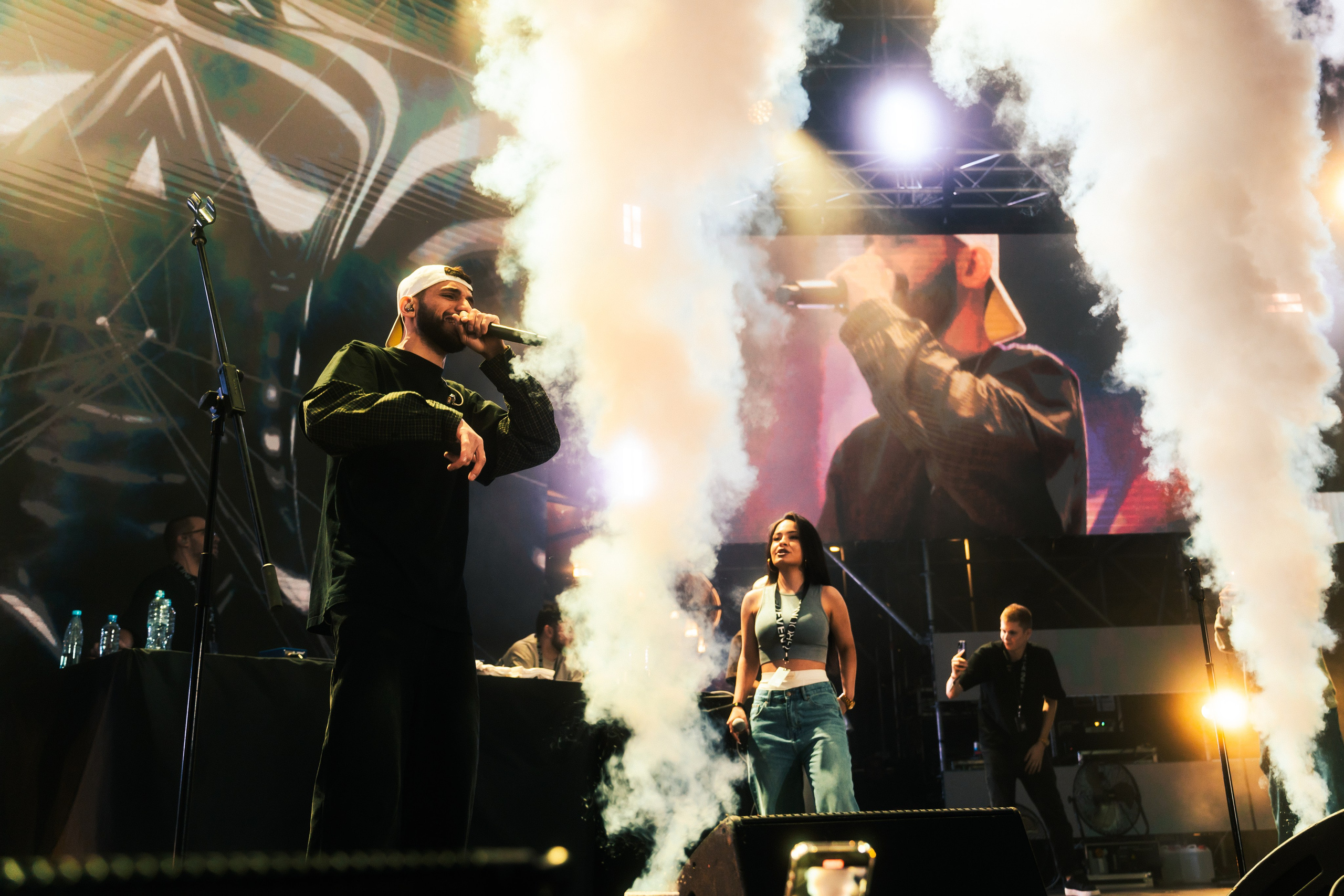 Концерт Jakone & A.V.G на фестивале Grounded Event. Ilya Foxy — автомобильный фотограф