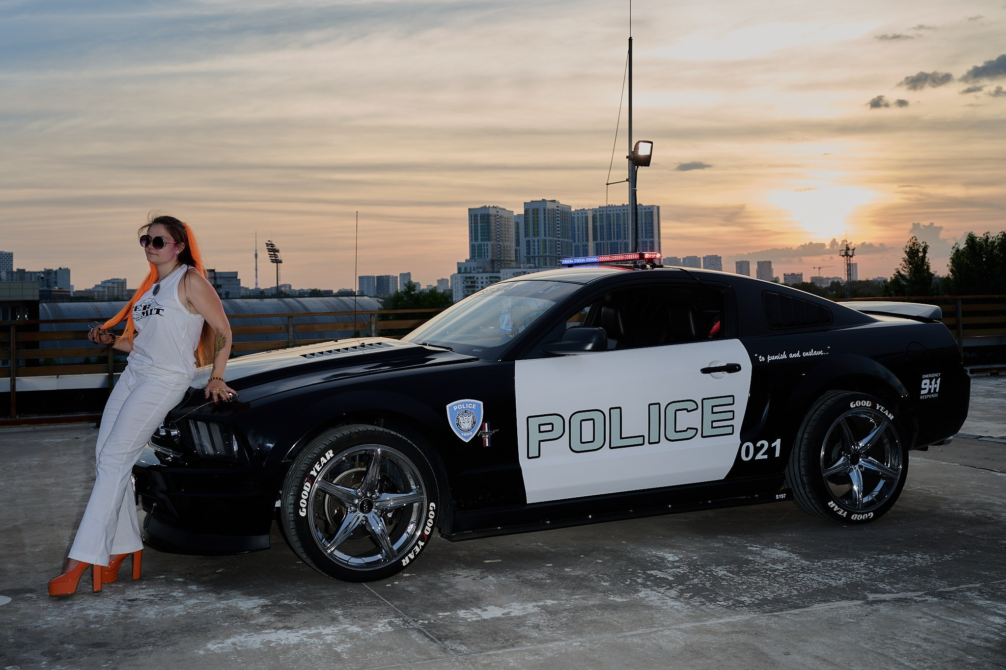 Тюнинг-Арт-Музей. Встреча на РЖД Арене. Фотограф Роман Адлер