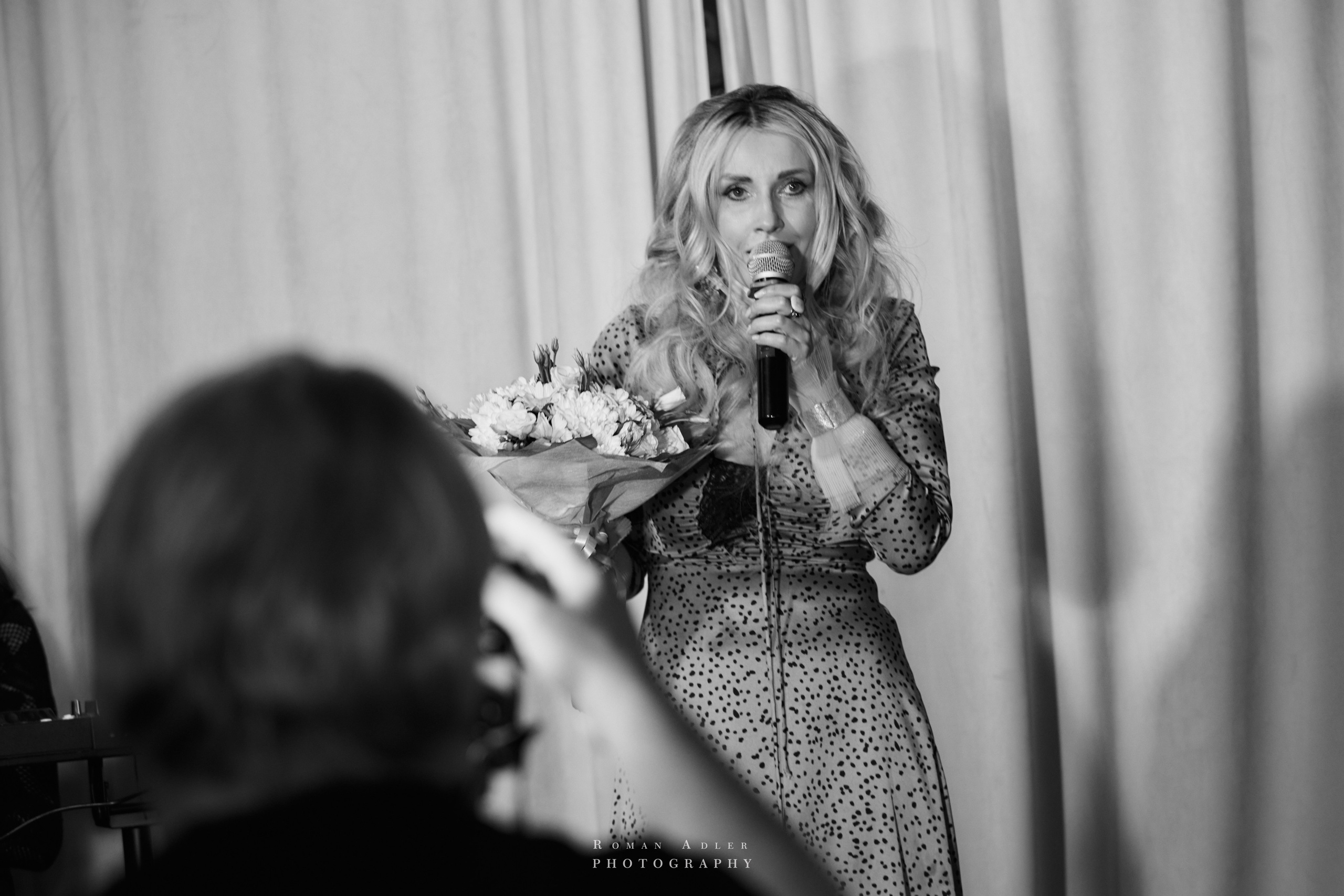 Концерт Марики (группа Стрелки). Фотограф Роман Адлер