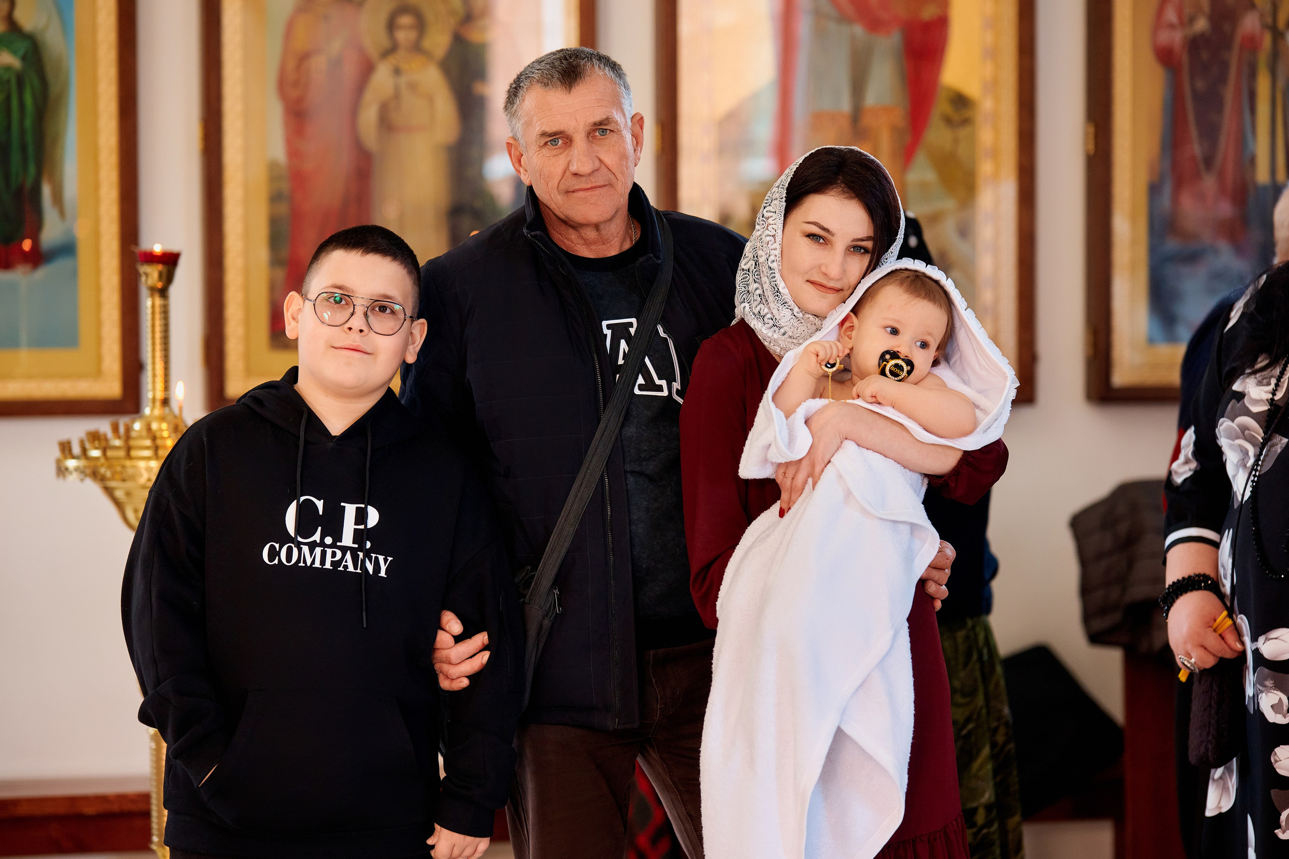 Крестины. Храм св. Серафима Саровского. Фотограф Таганрог Анна Трайжон