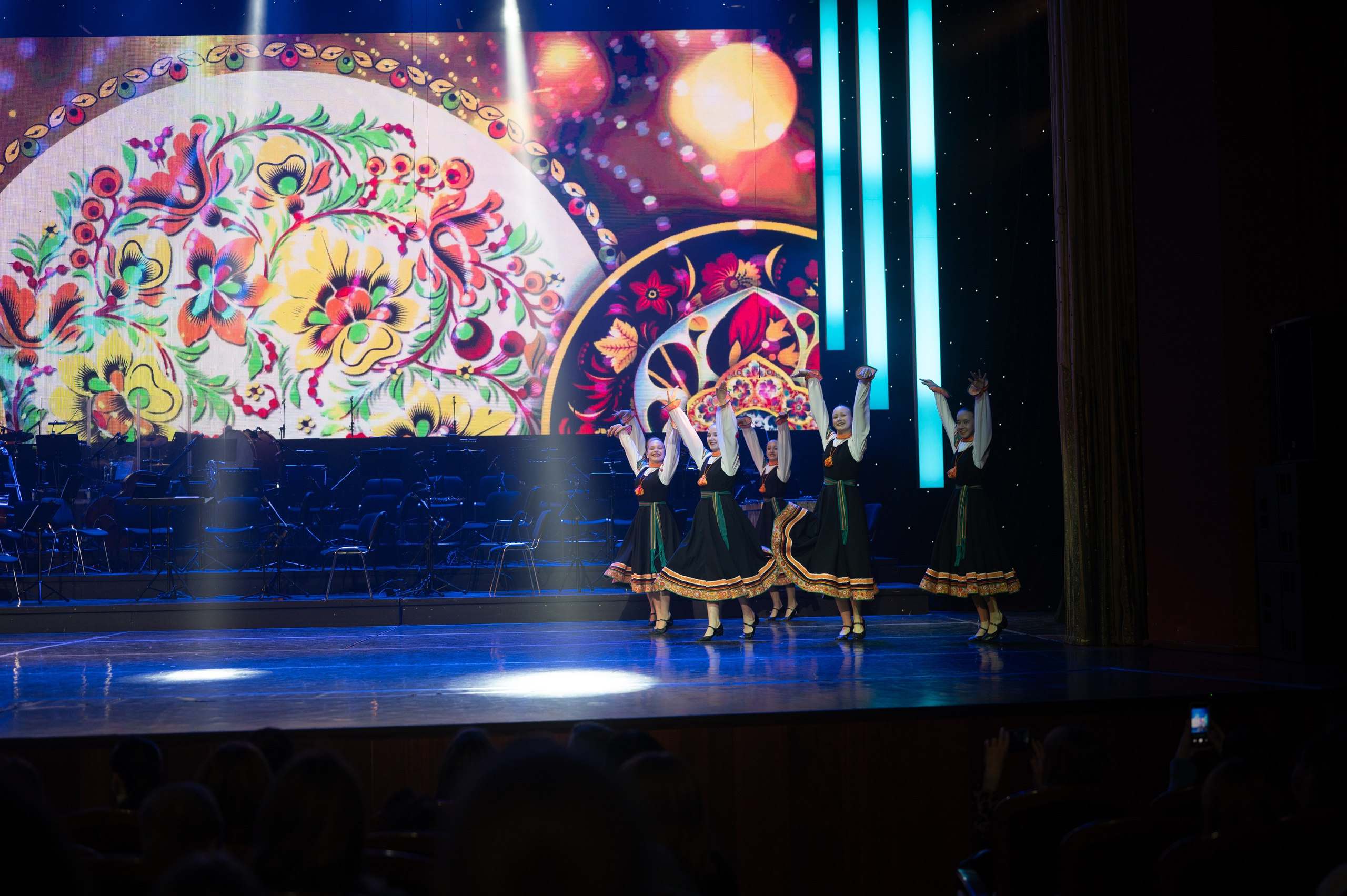 Отчетный концерт ДШИ «Гармония» «Зимняя гармония». Фотограф новорожденных, семейный детский в Тюмени Татьяна Морозова