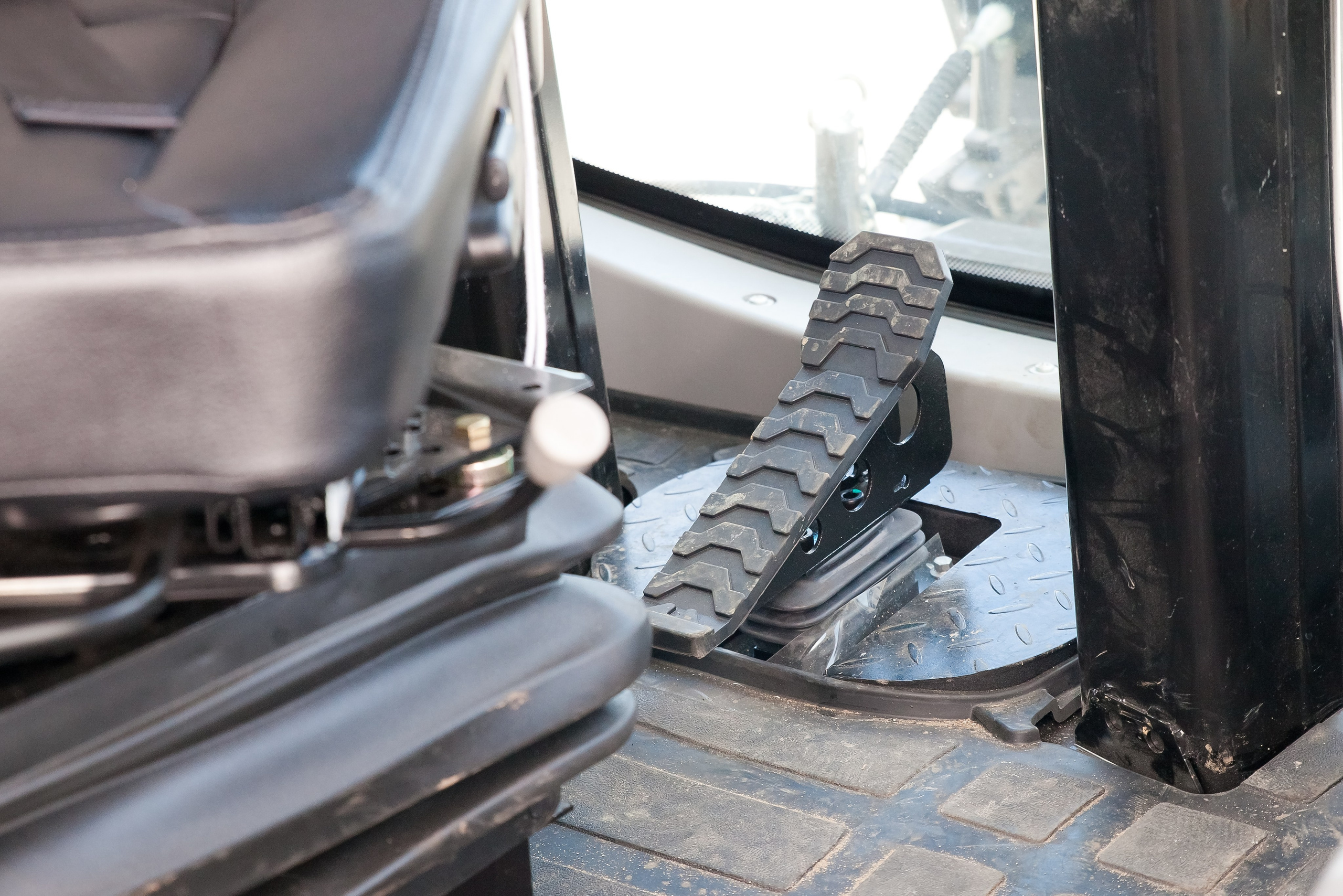 Фото ЭП weheavy равно. Продажа и обслуживание грузовой техники и спецтехники в г. Новосибирск компания СТИ