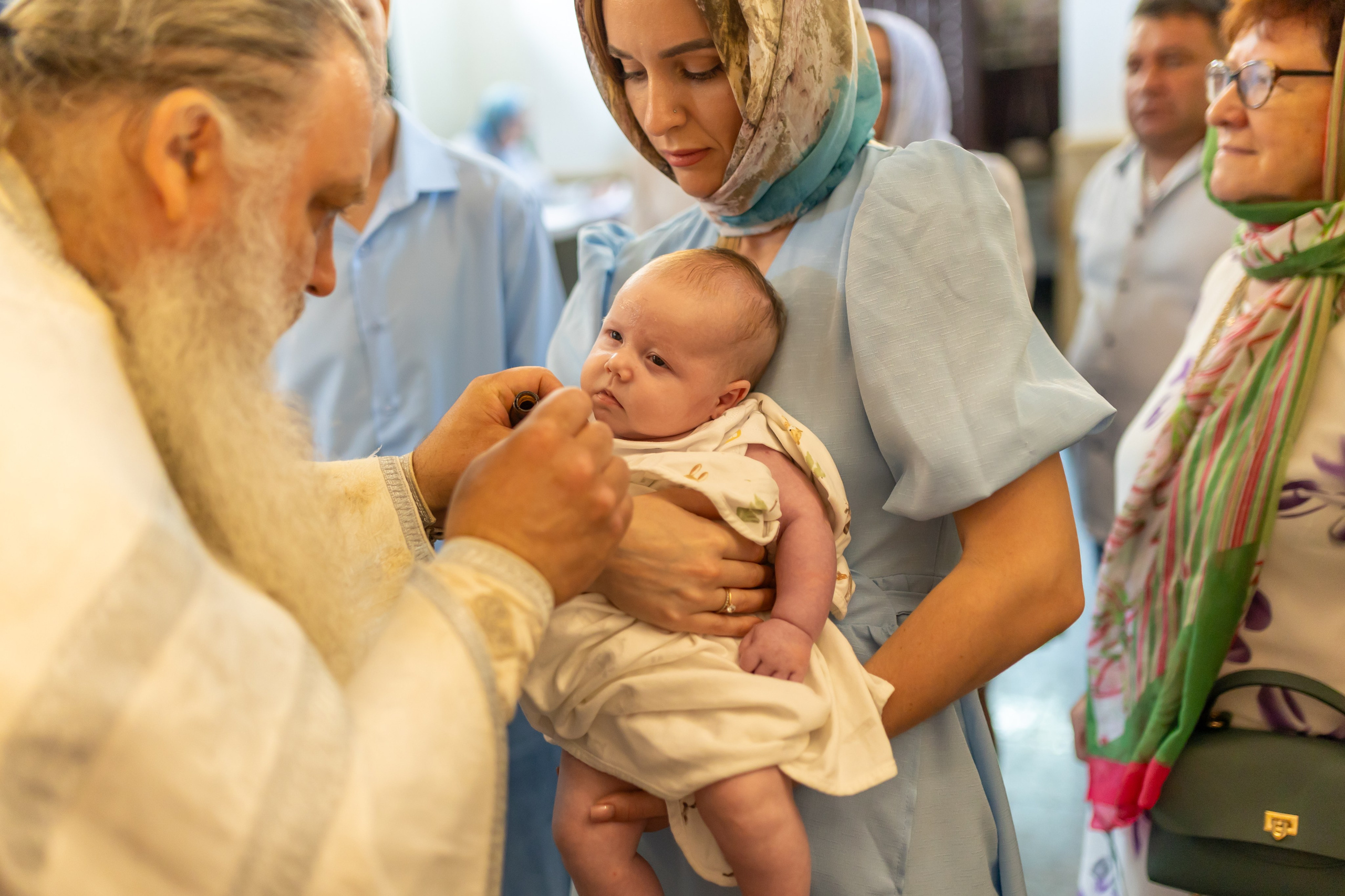 Крещение, Храм во имя Всемилостивого Спаса (на Звёздочке). Фотограф новорожденных. Детский и семейный фотограф Марьяна Юдина