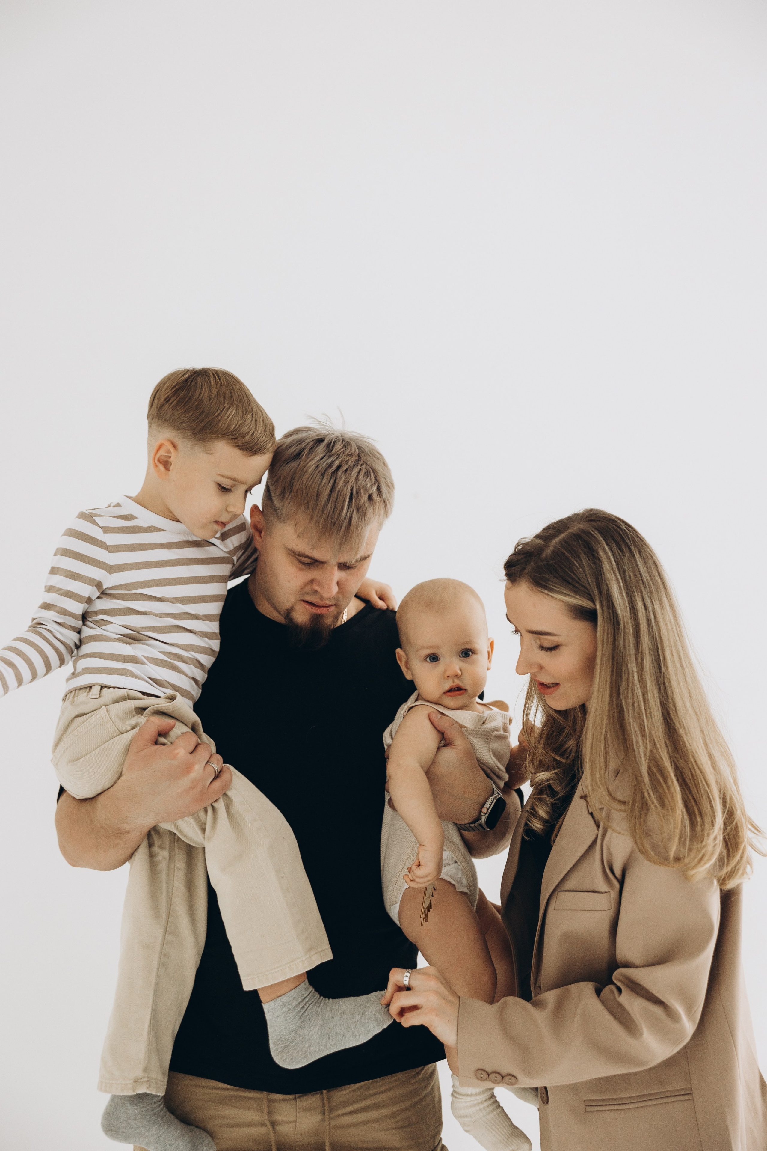Дарья, Кирилл, Давид и Богдан. Семейный фотограф в Москве Виктория Ястребинская