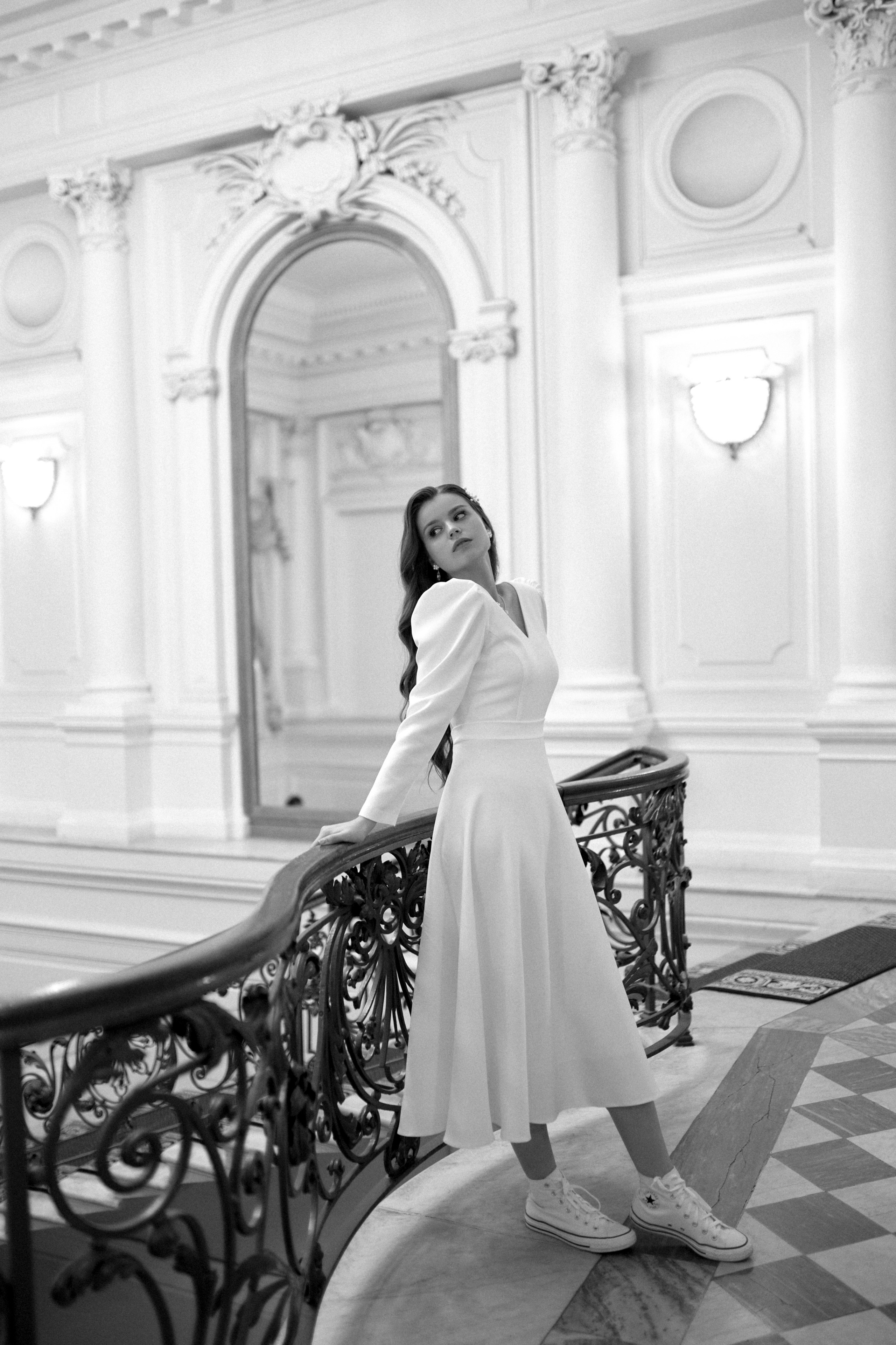 Летняя свадебная фотосессия на Чернышевской. Сестры Карабаза. Фотографы и ретушеры в Москве и Санкт-Петербурге