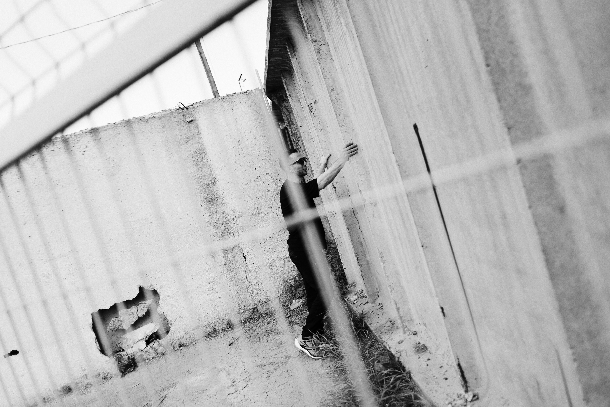 Уличная фотосессия мужской портрет. Фотограф Дарья Мустафина, Тюмень