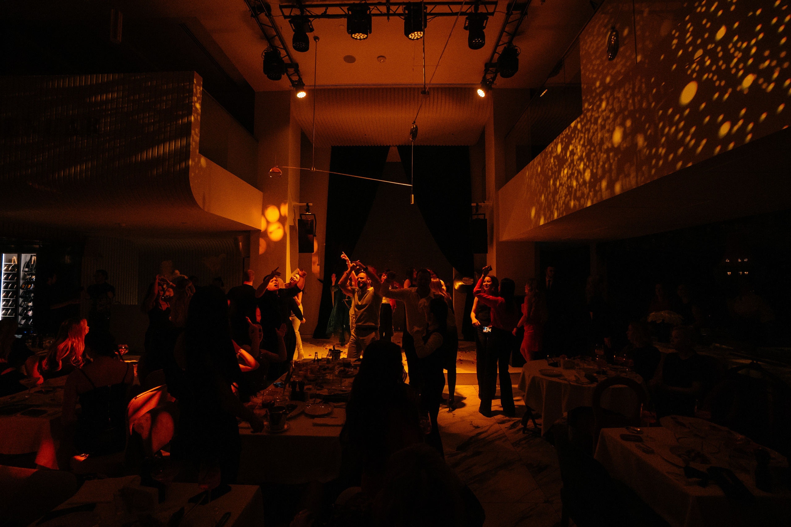 8 марта (пятница). BENUAR Restaurant