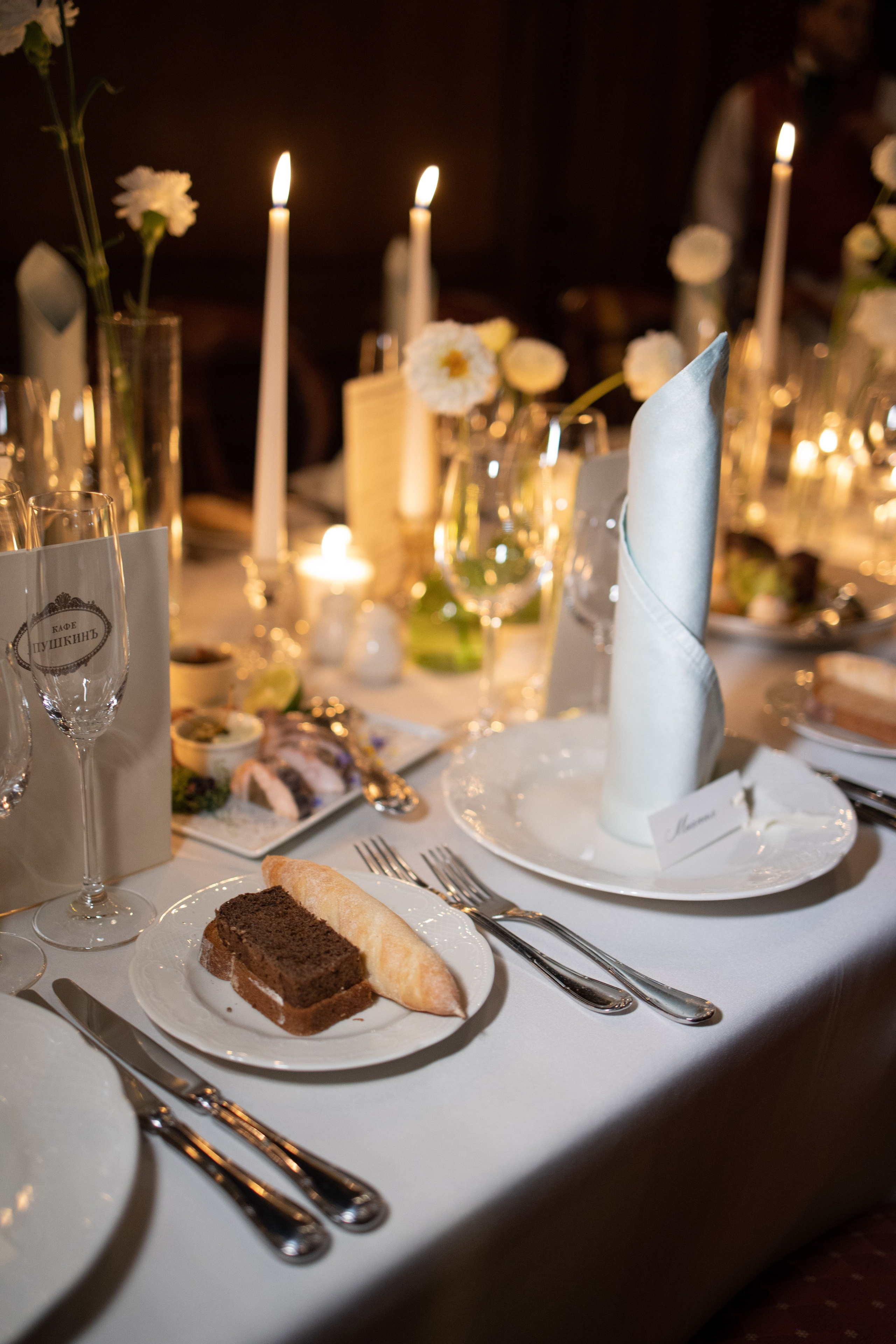 Лола & Иван. Ресторан «Пушкинъ». Оформление свадеб, декор свадеб Вера Маркова, Москва