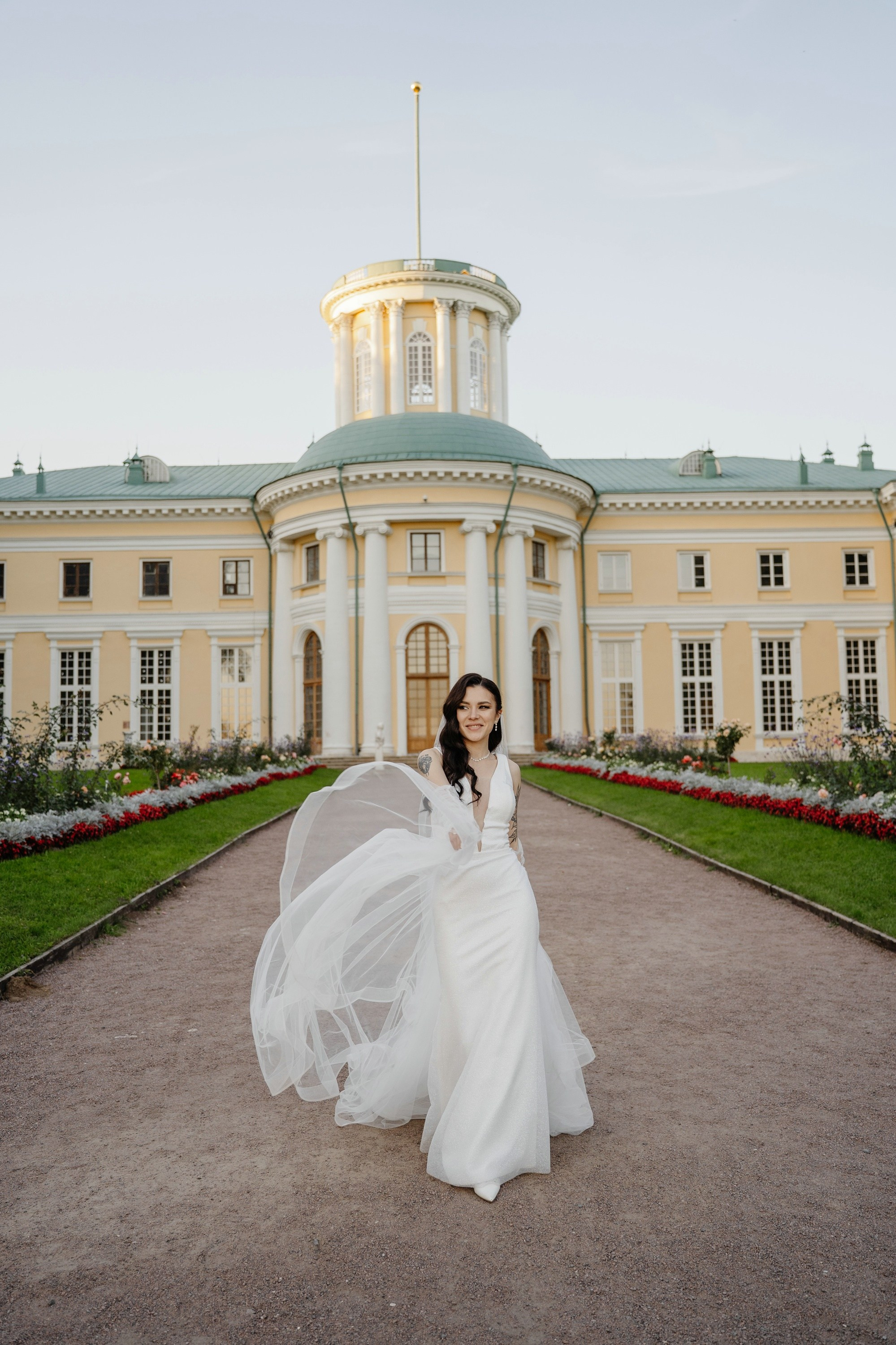 Свадьба в усадьбе Архангельское. Свадебный и семейный фотограф в Москве Светлана Зоткина