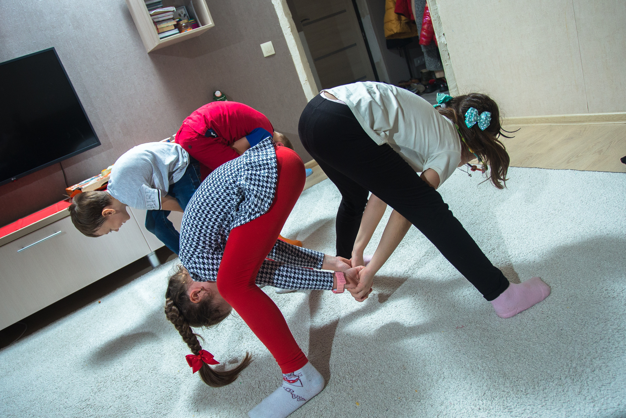 День рождения дома. Выпускные альбомы Саратов Энгельс фотограф Титова Ирина