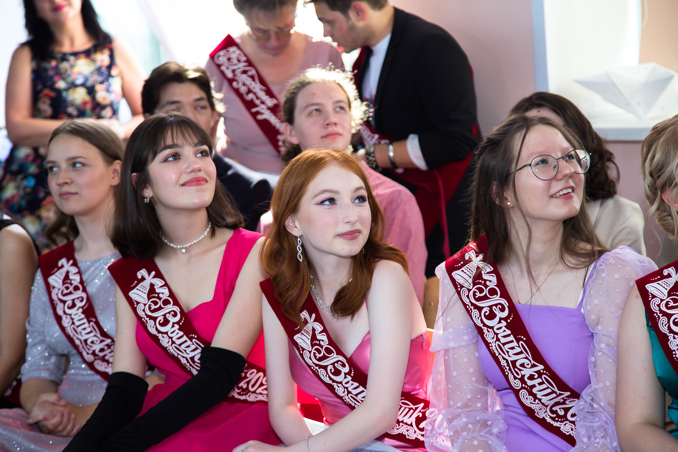 Вручение дипломов МОУ СОШ № 52. Выпускные альбомы Саратов Энгельс фотограф Титова Ирина