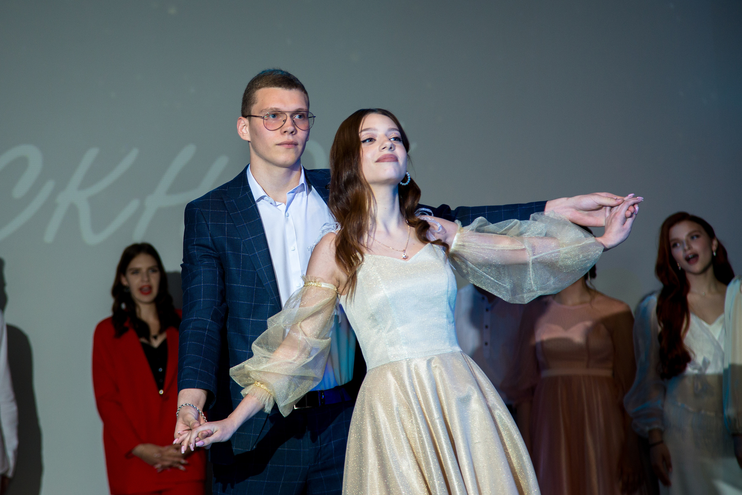 Вручение дипломов МОУ СОШ № 4 Маркс. Выпускные альбомы Саратов Энгельс фотограф Титова Ирина