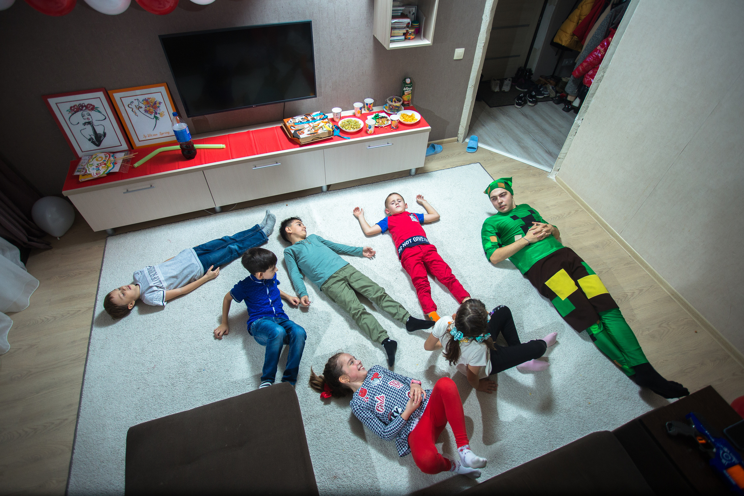 День рождения дома. Выпускные альбомы Саратов Энгельс фотограф Титова Ирина