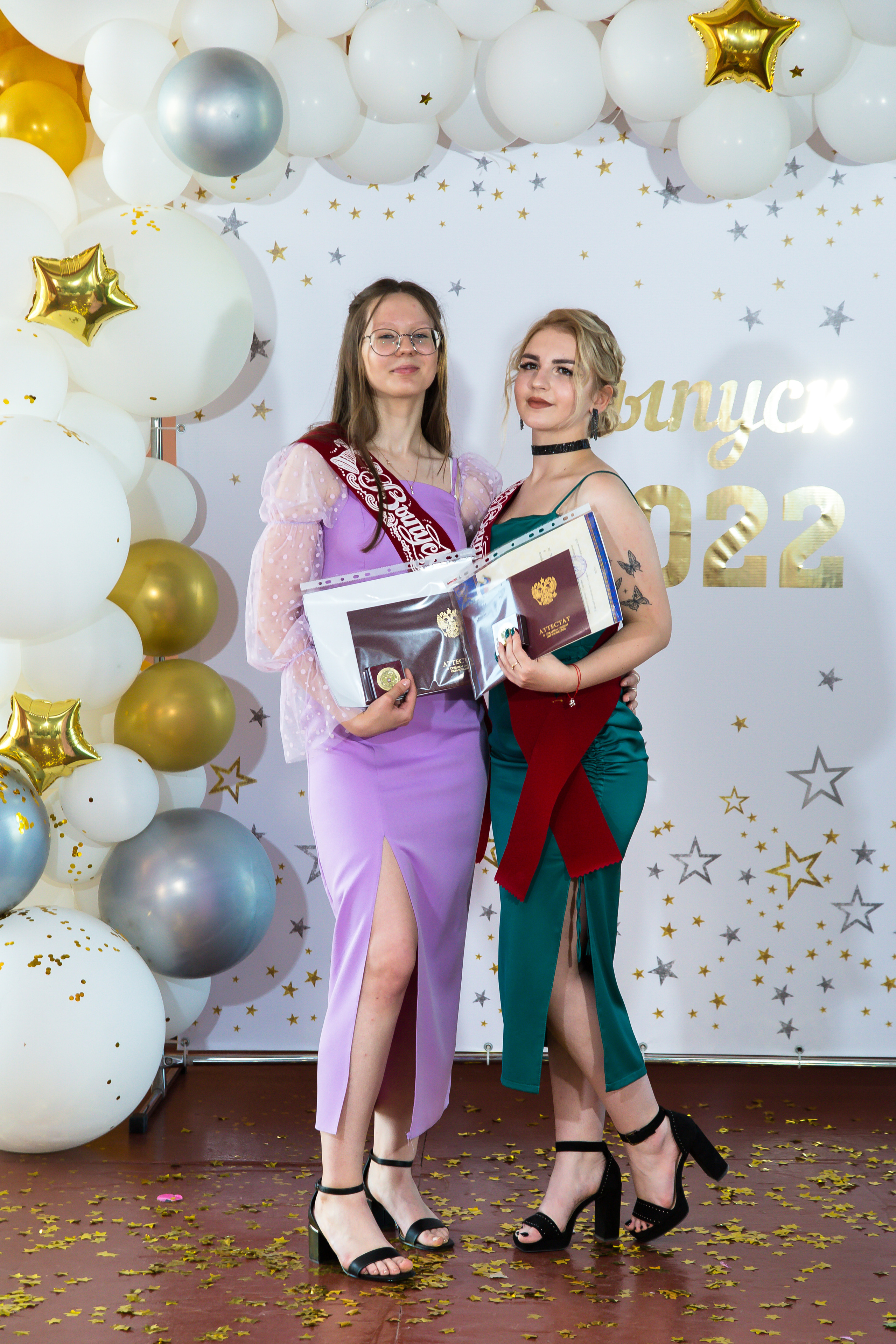 Вручение дипломов МОУ СОШ № 52. Выпускные альбомы Саратов Энгельс фотограф Титова Ирина