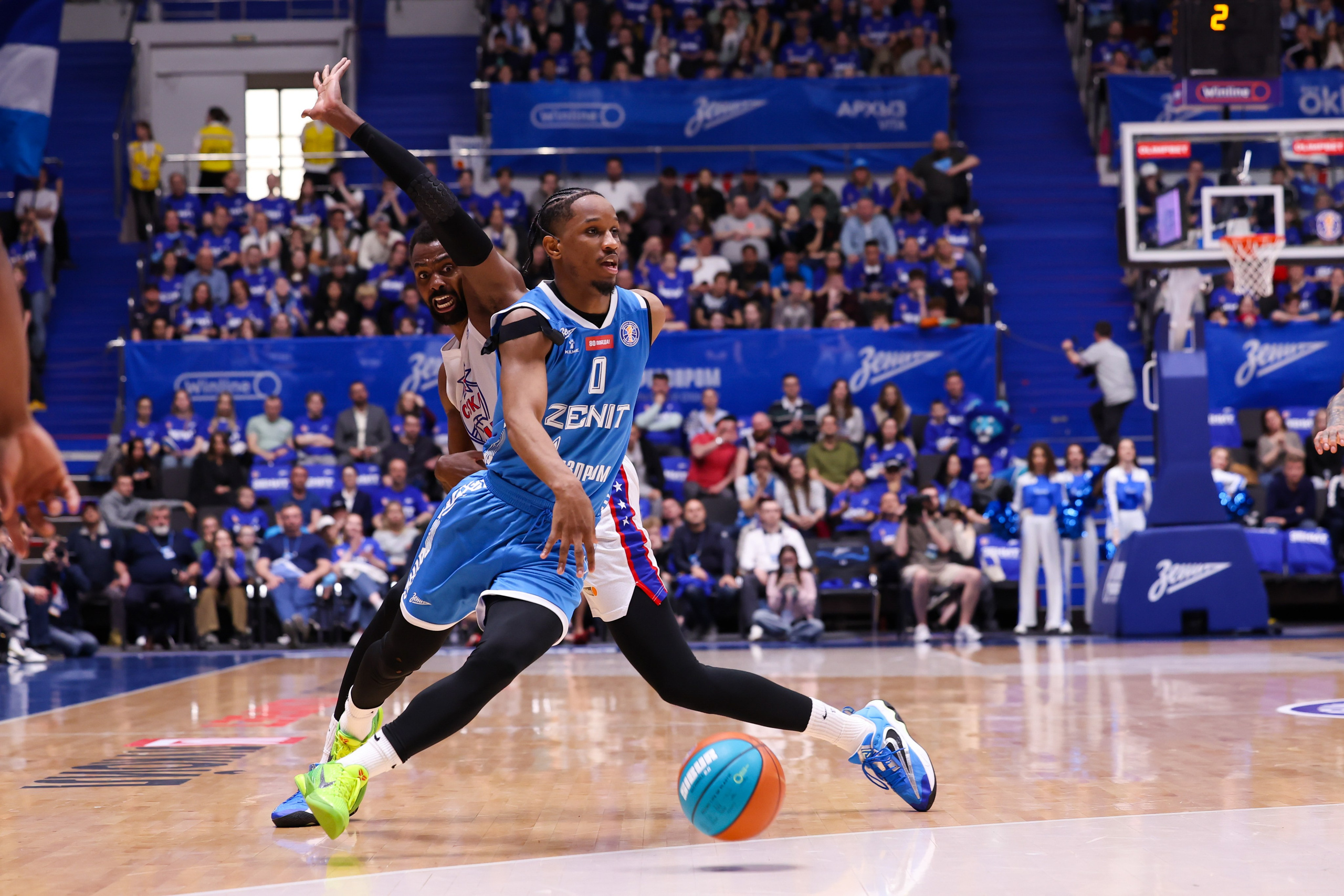 БК «Зенит» — БК «ЦСКА» финал ЕЛ ВТБ 1 игра 27.05.2025. Спортивный и репортажный фотограф Антон Тереханов