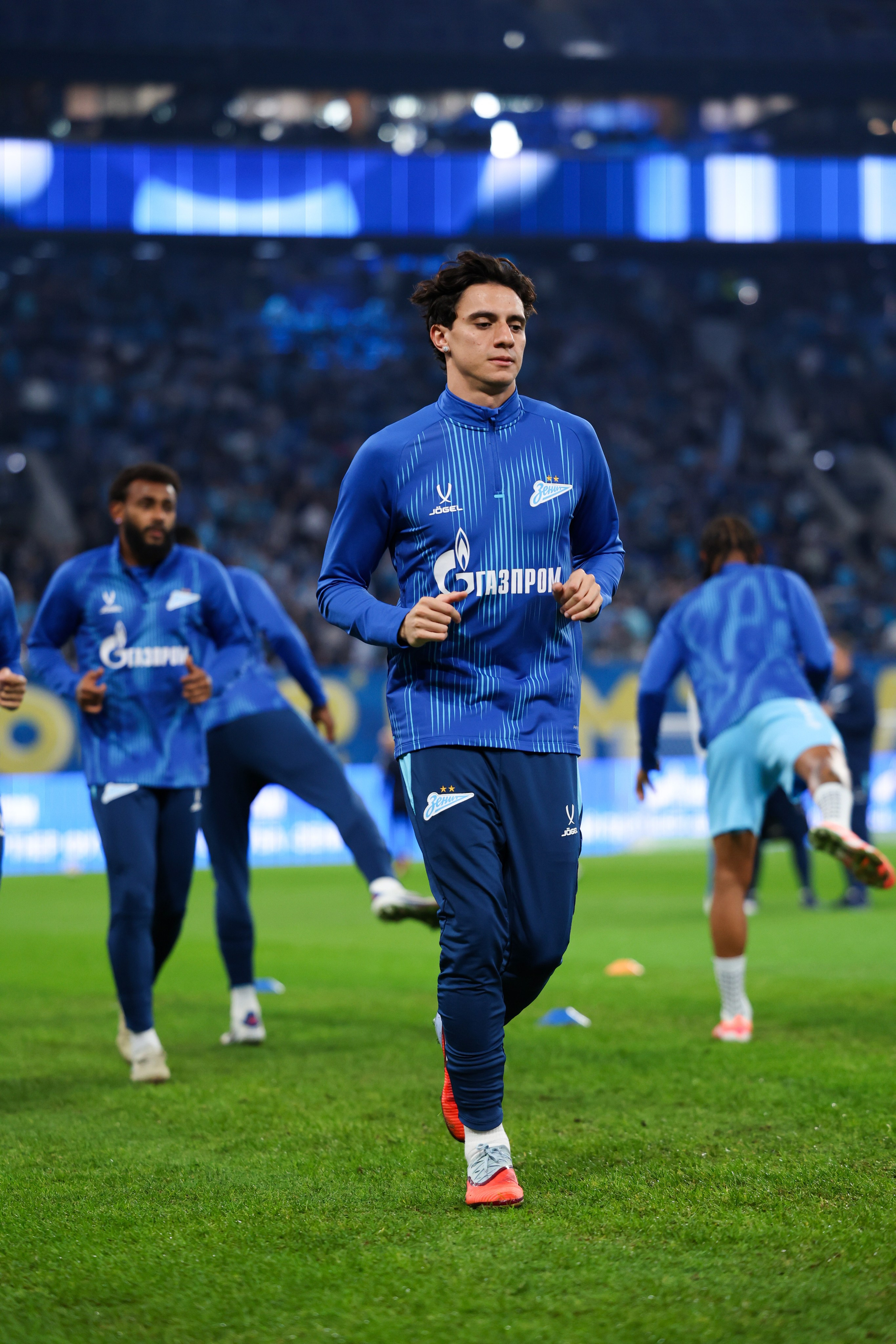 ФК «Зенит — ФК «Динамо» Москва 05.11.2025. Спортивный и репортажный фотограф Антон Тереханов