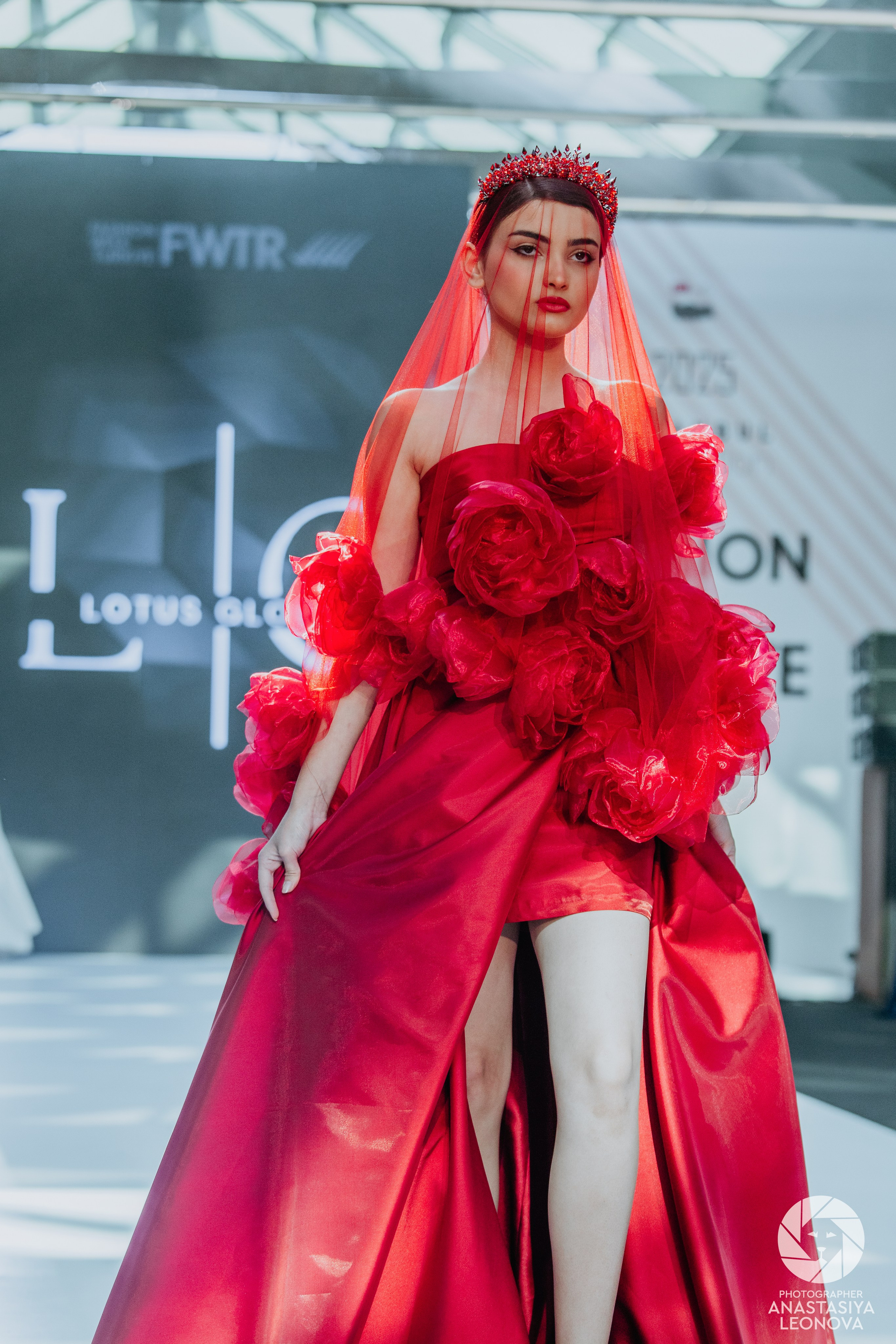 Fashion Week Türkiye [spring, 2025]. Anastasia Leonowa
