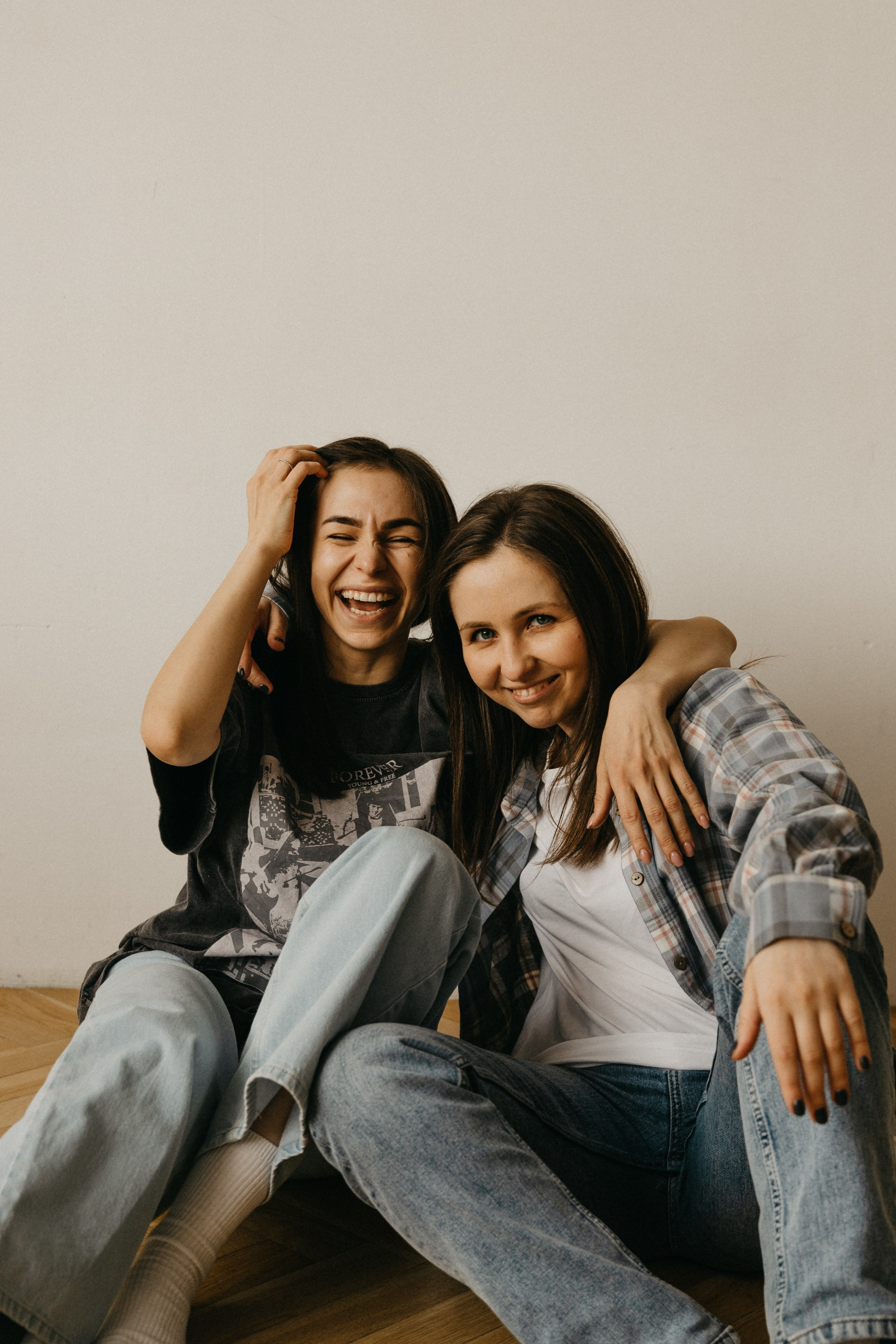 Ксюша, Вика, Светлана, Соня. Главная